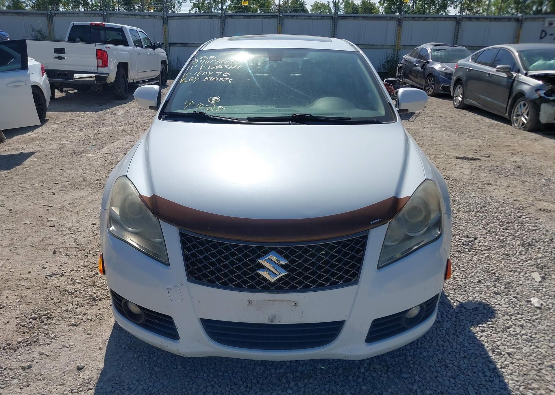 2011 SUZUKI KIZASHI SLS