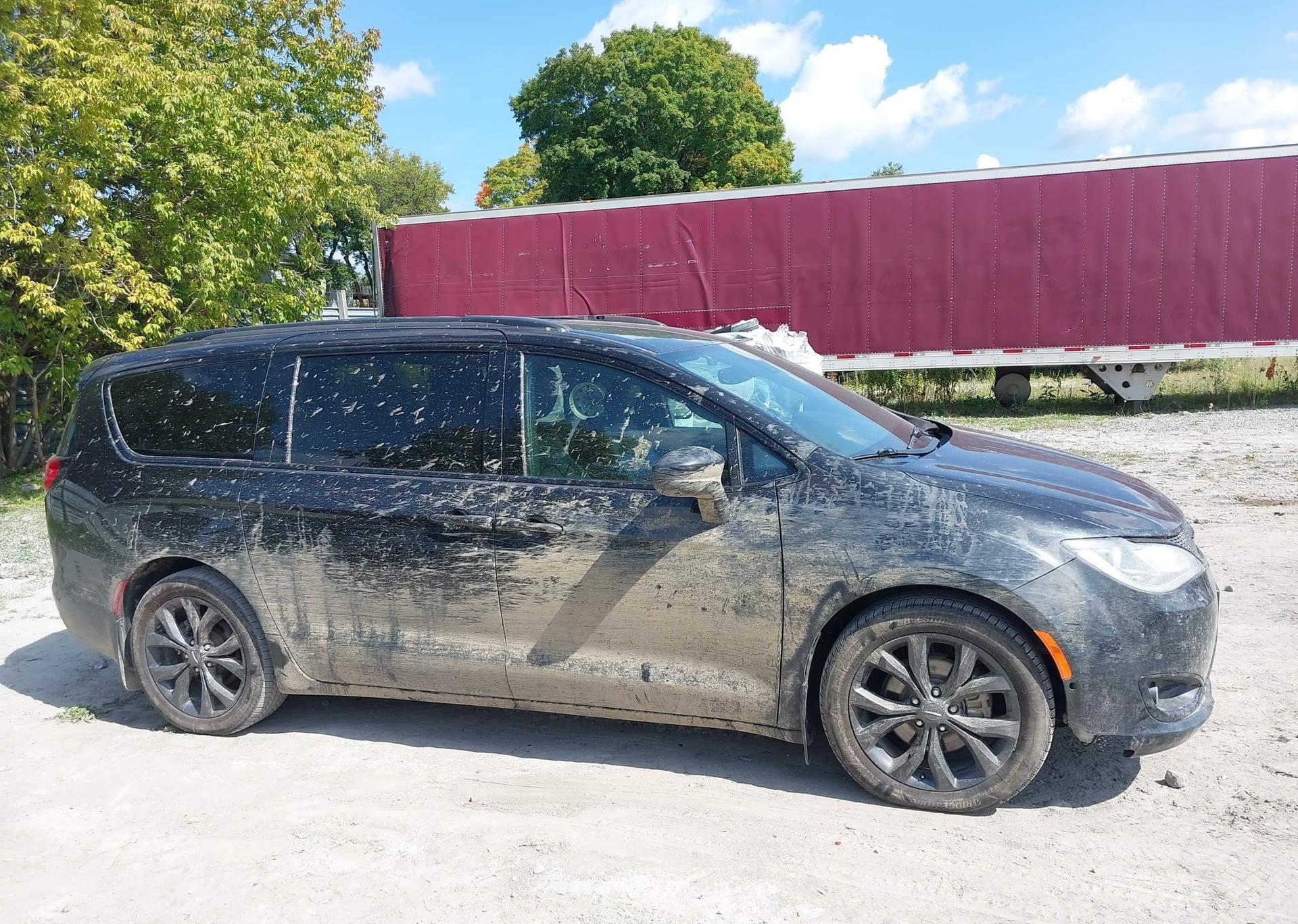 2019 CHRYSLER PACIFICA TOURING-L