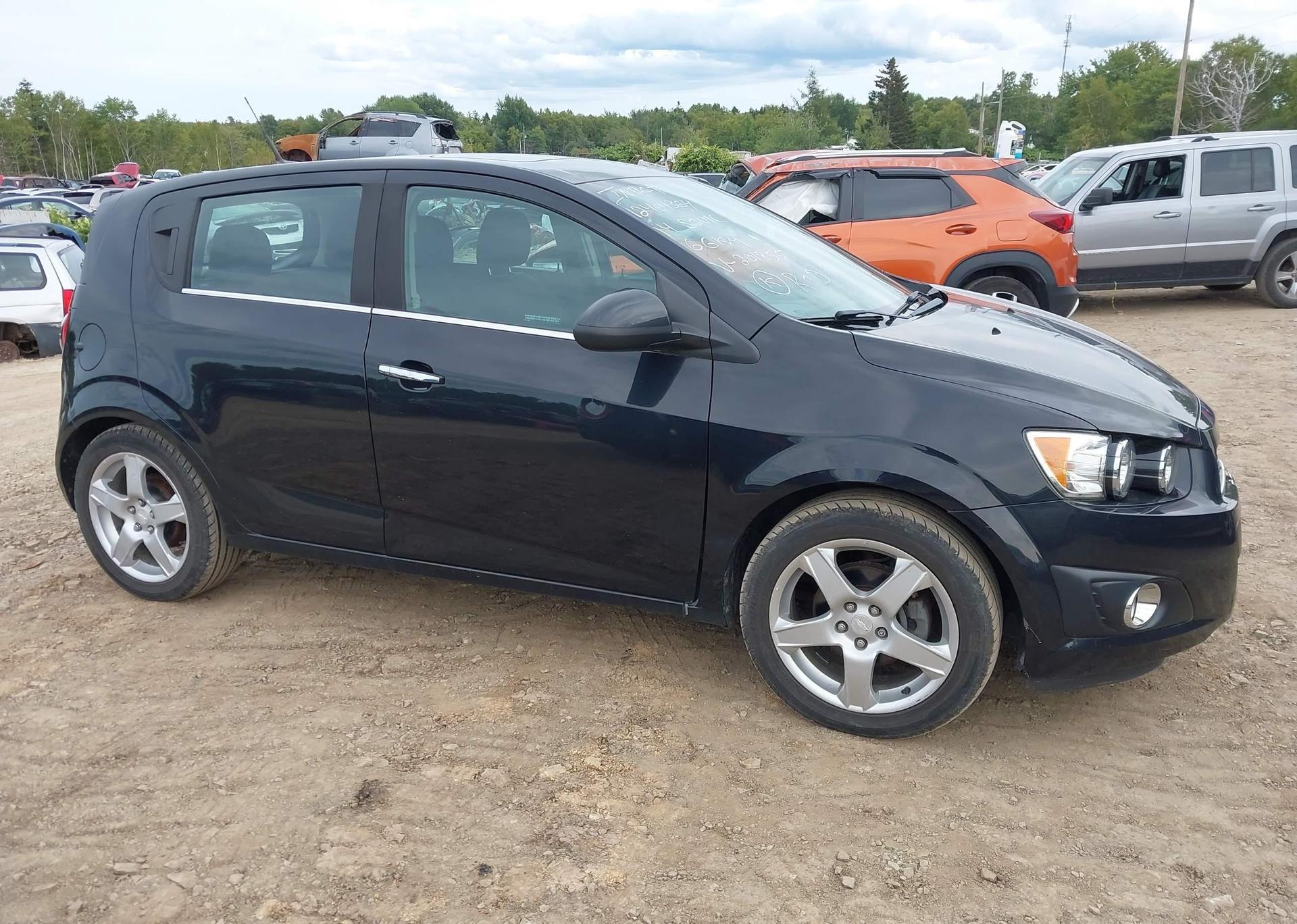 2014 CHEVROLET SONIC LT AUTO