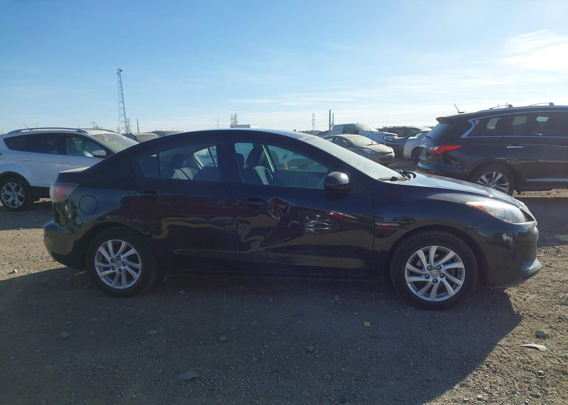 2012 MAZDA MAZDA3 GS-SKY