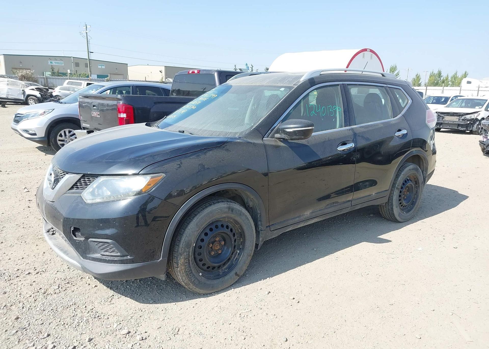 2015 NISSAN ROGUE S