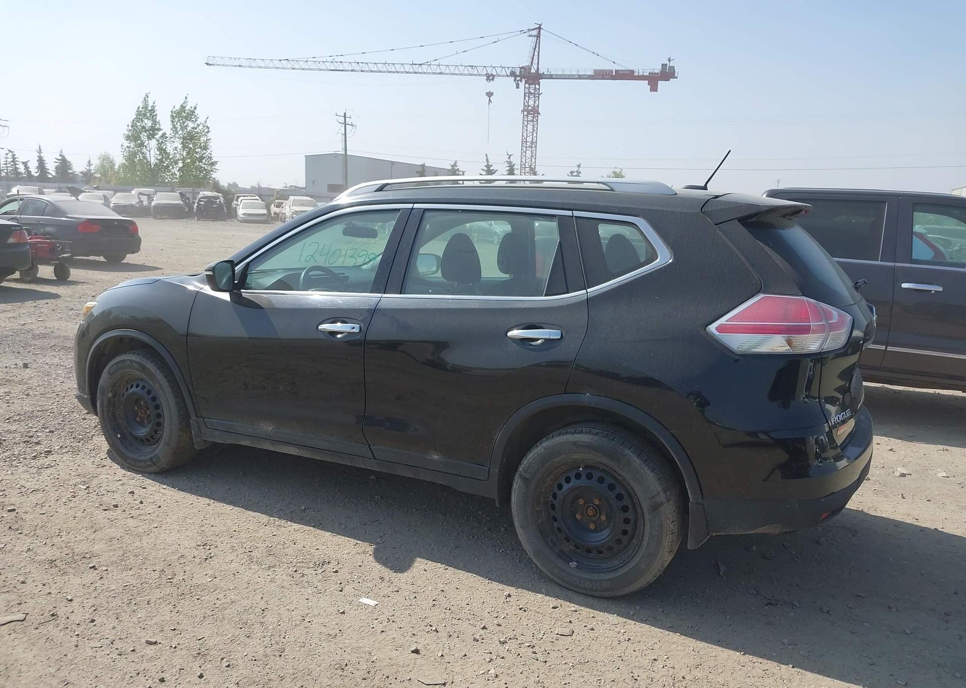 2015 NISSAN ROGUE S