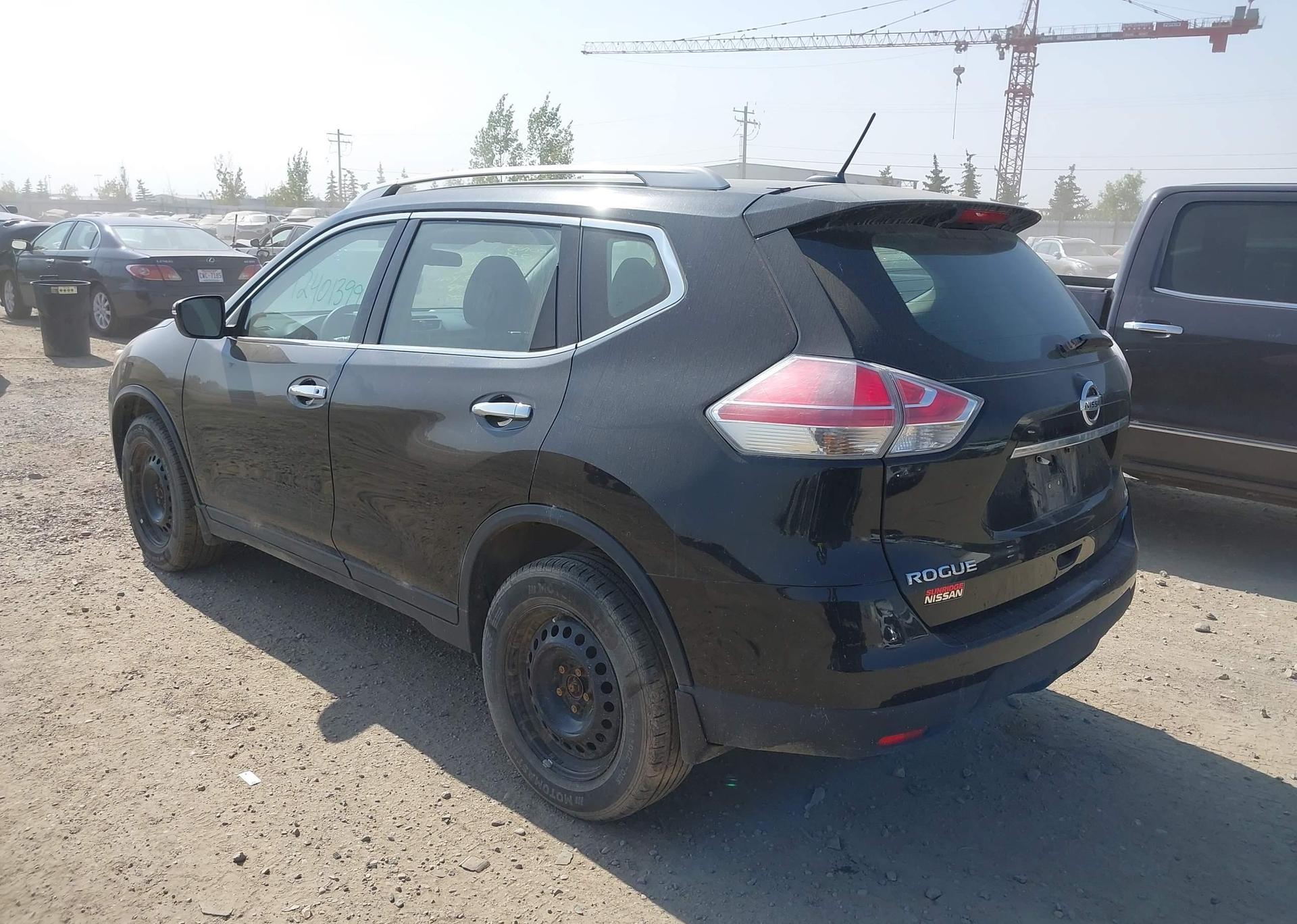 2015 NISSAN ROGUE S