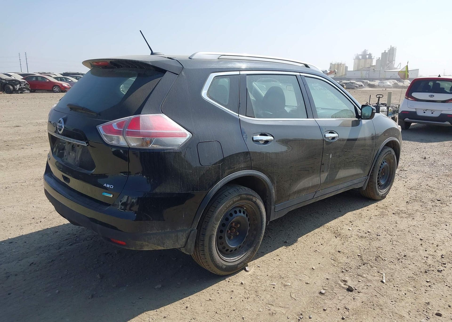 2015 NISSAN ROGUE S