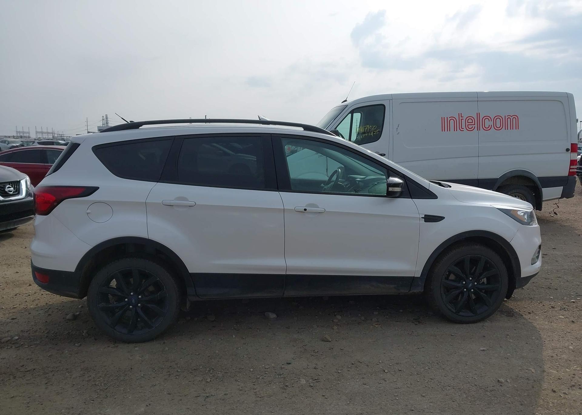 2019 FORD ESCAPE TITANIUM