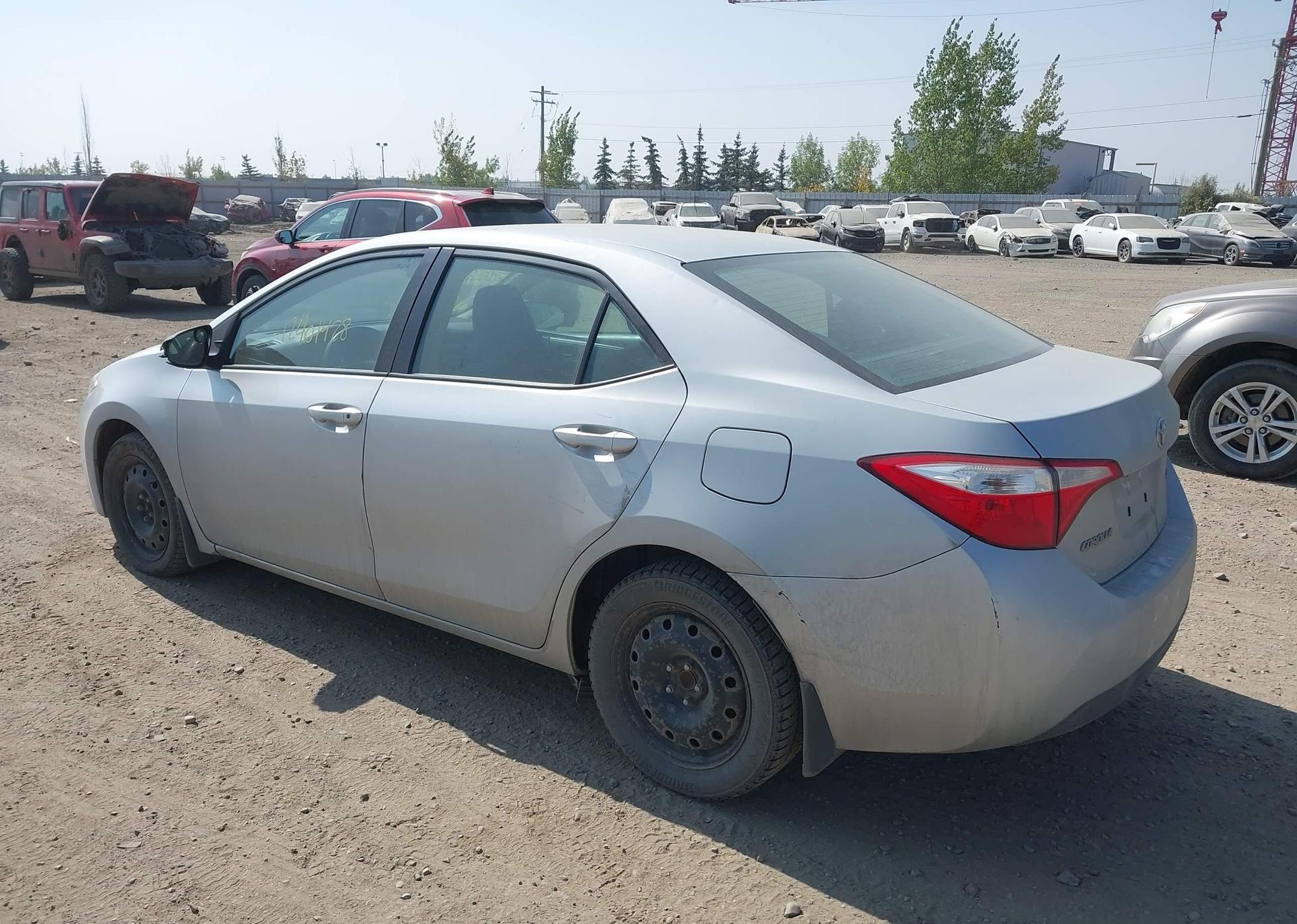 2015 TOYOTA COROLLA LE