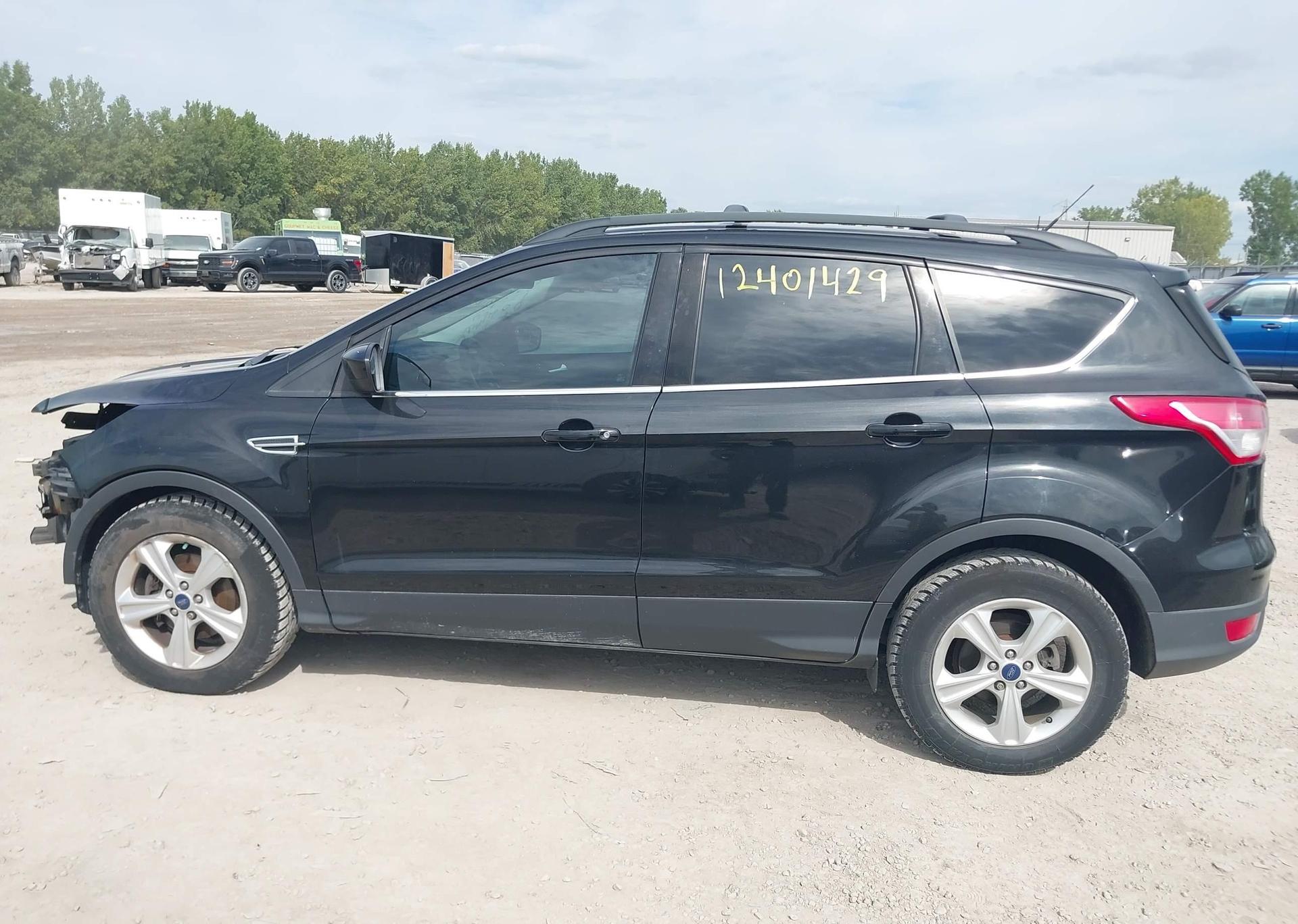 2014 FORD ESCAPE SE