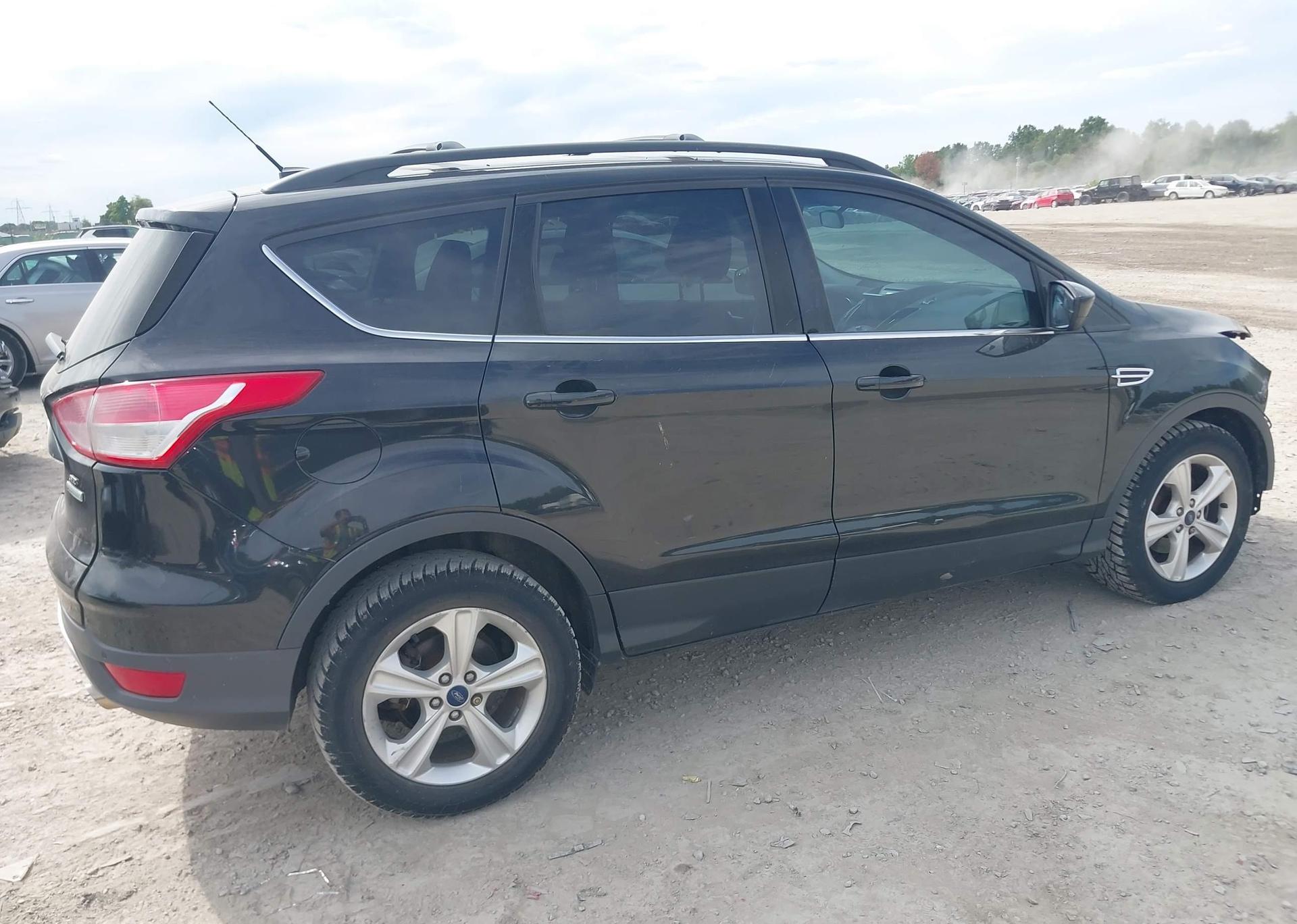 2014 FORD ESCAPE SE