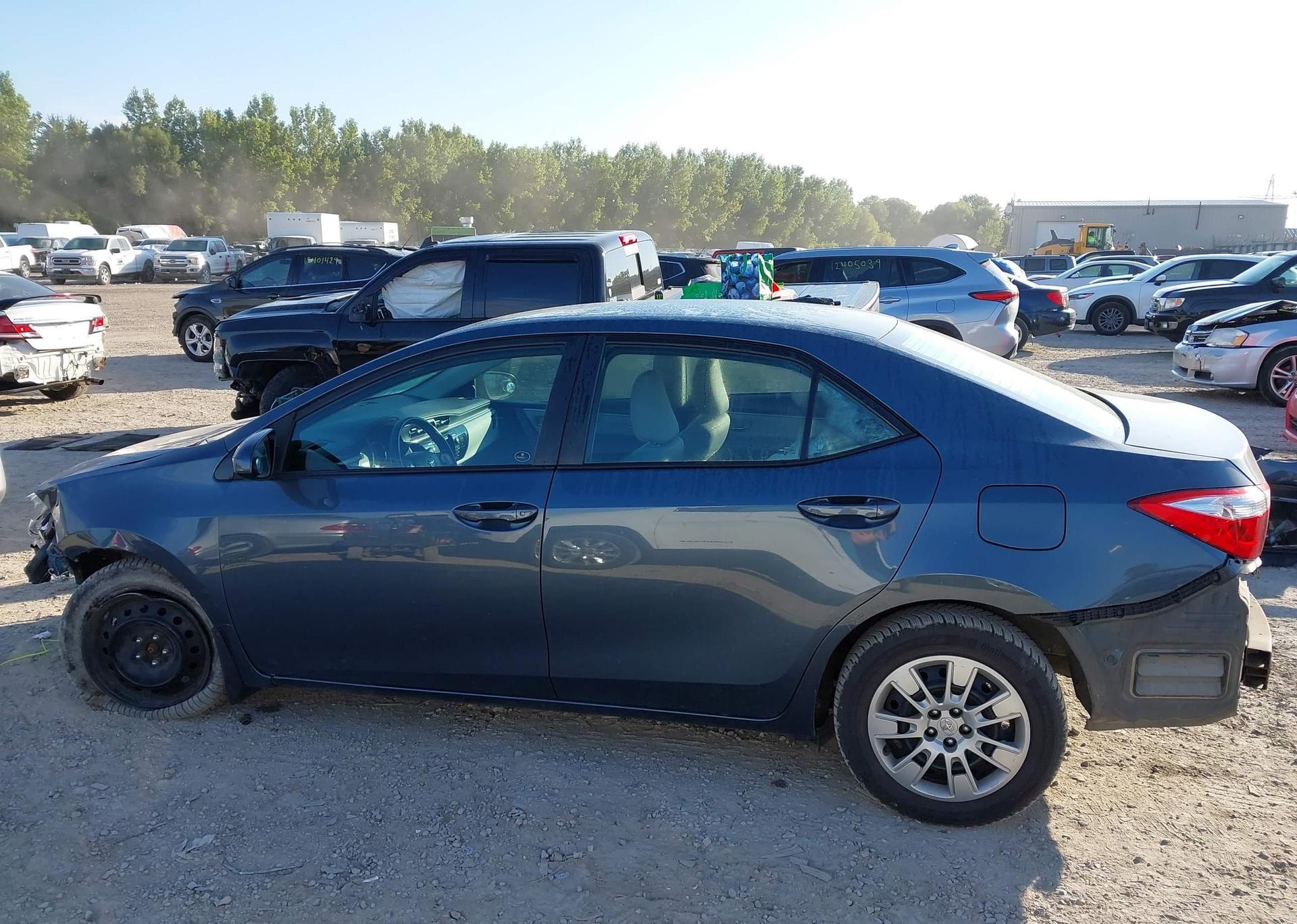 2016 TOYOTA COROLLA LE
