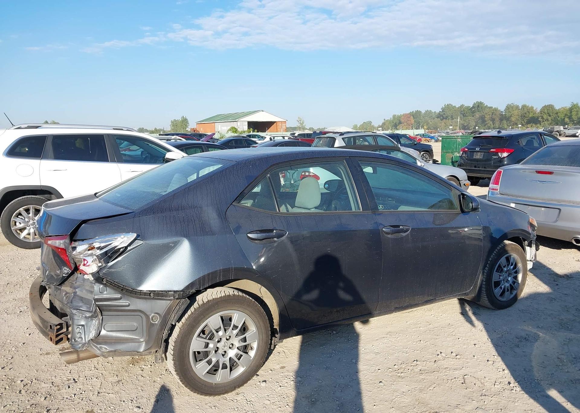 2016 TOYOTA COROLLA LE