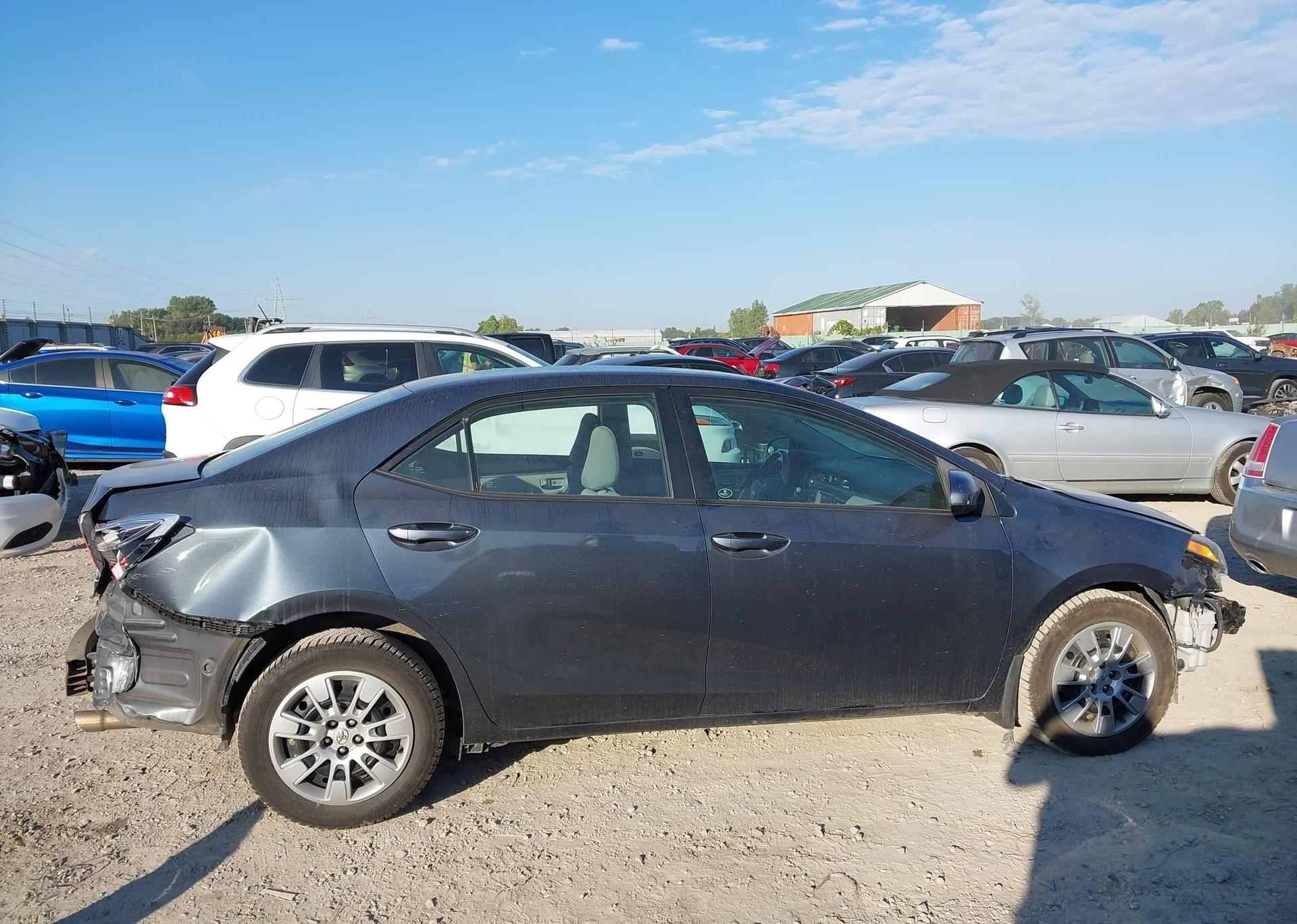 2016 TOYOTA COROLLA LE