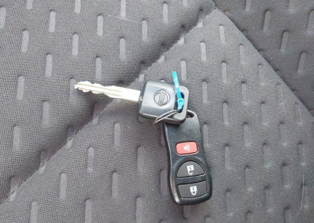 2006 NISSAN X-TRAIL SE
