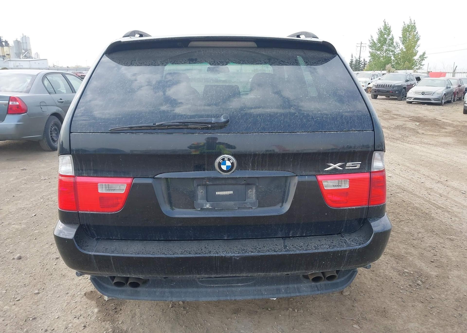 2004 BMW X5 4.4I