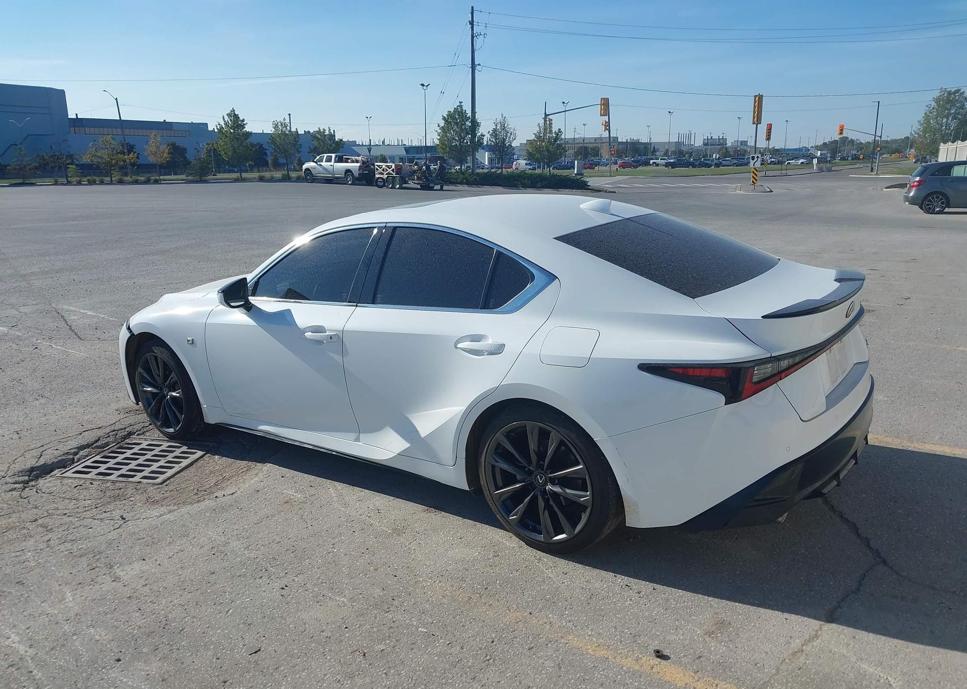 2023 LEXUS IS 300