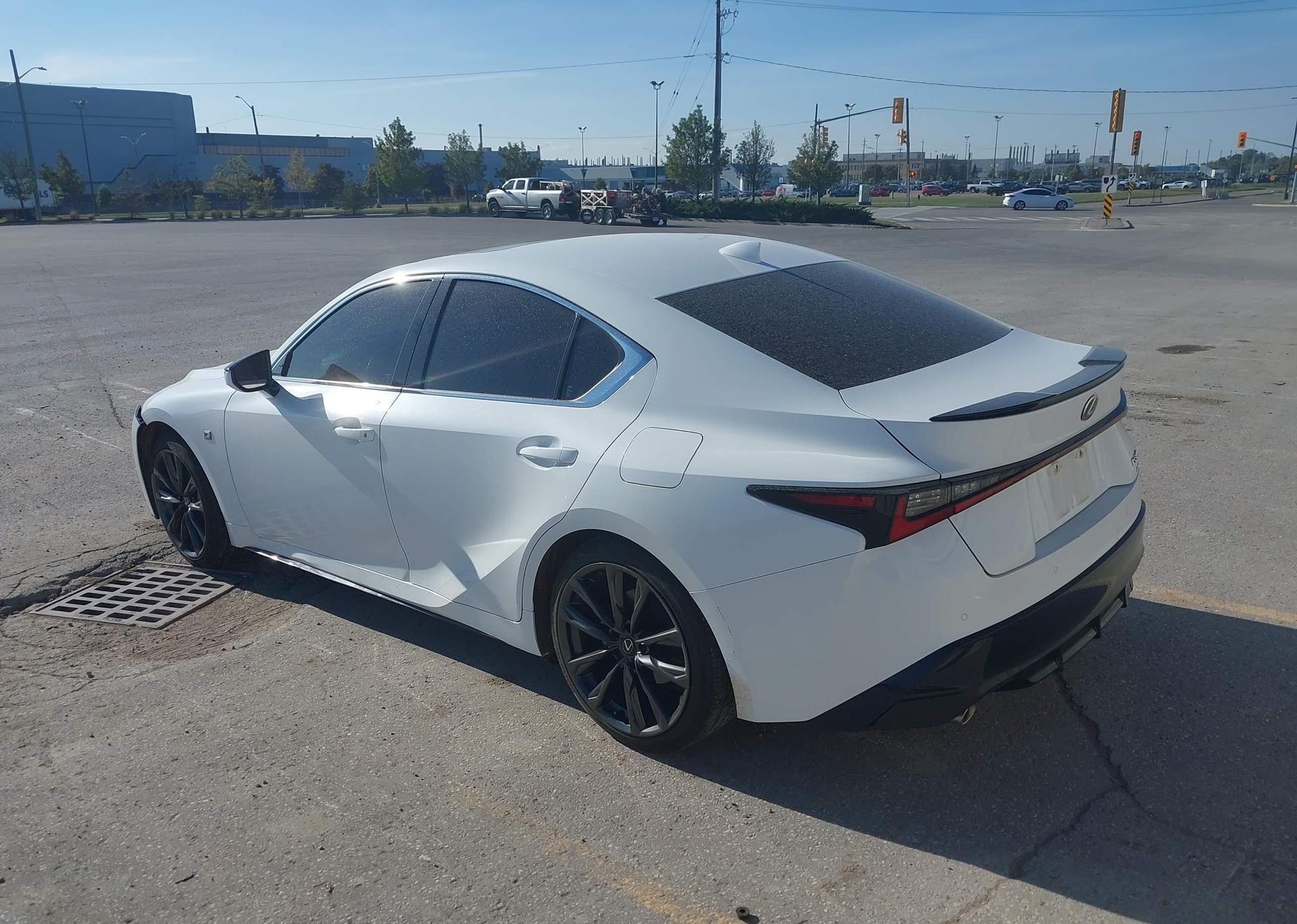 2023 LEXUS IS 300