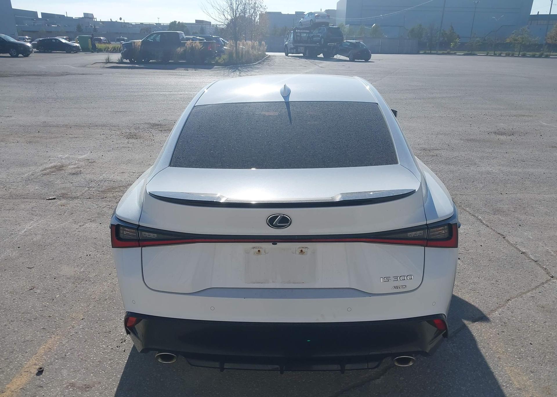 2023 LEXUS IS 300