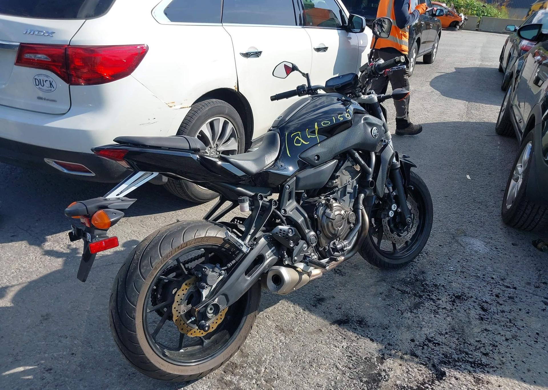 2017 YAMAHA fz07