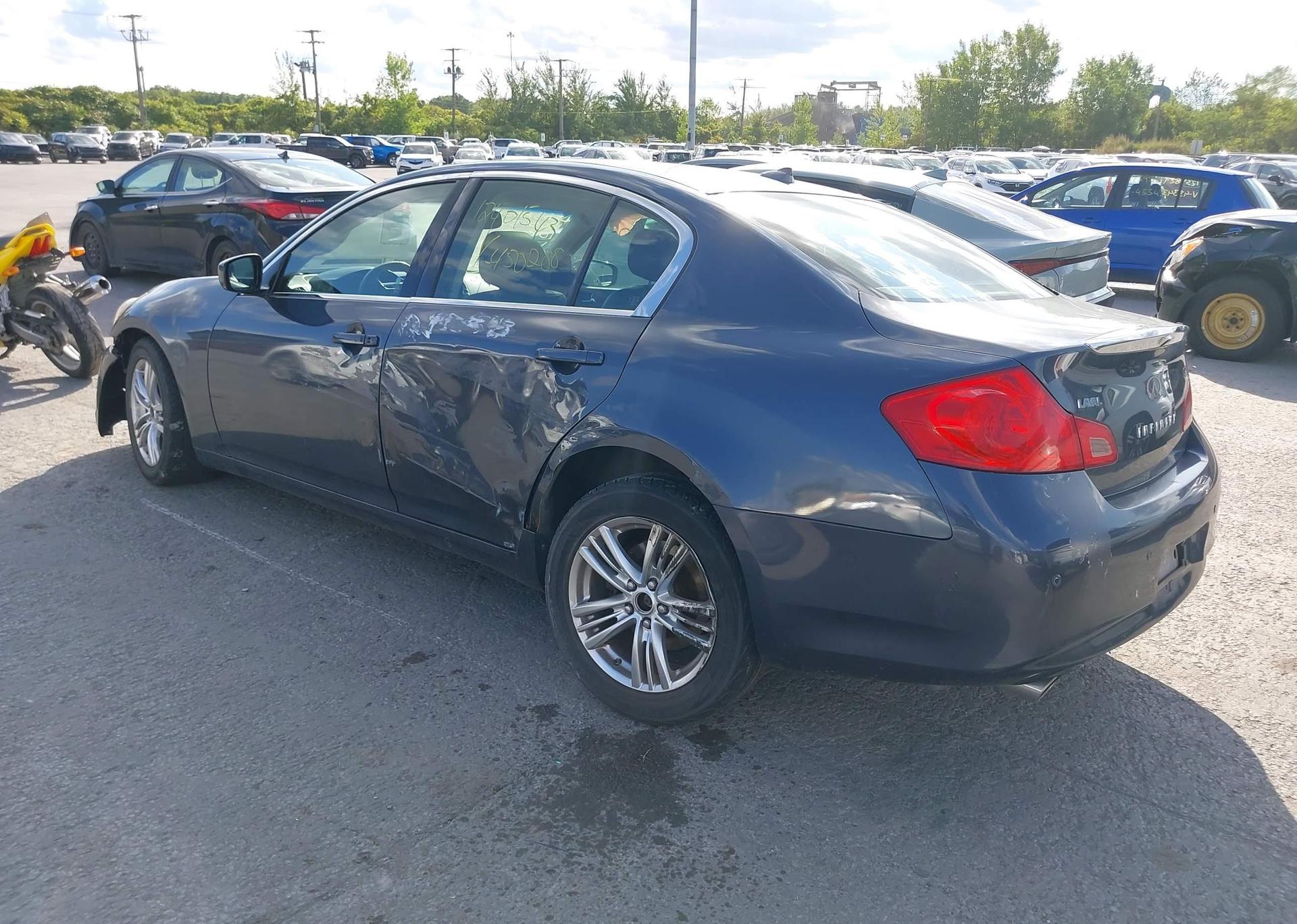 2010 INFINITI G37