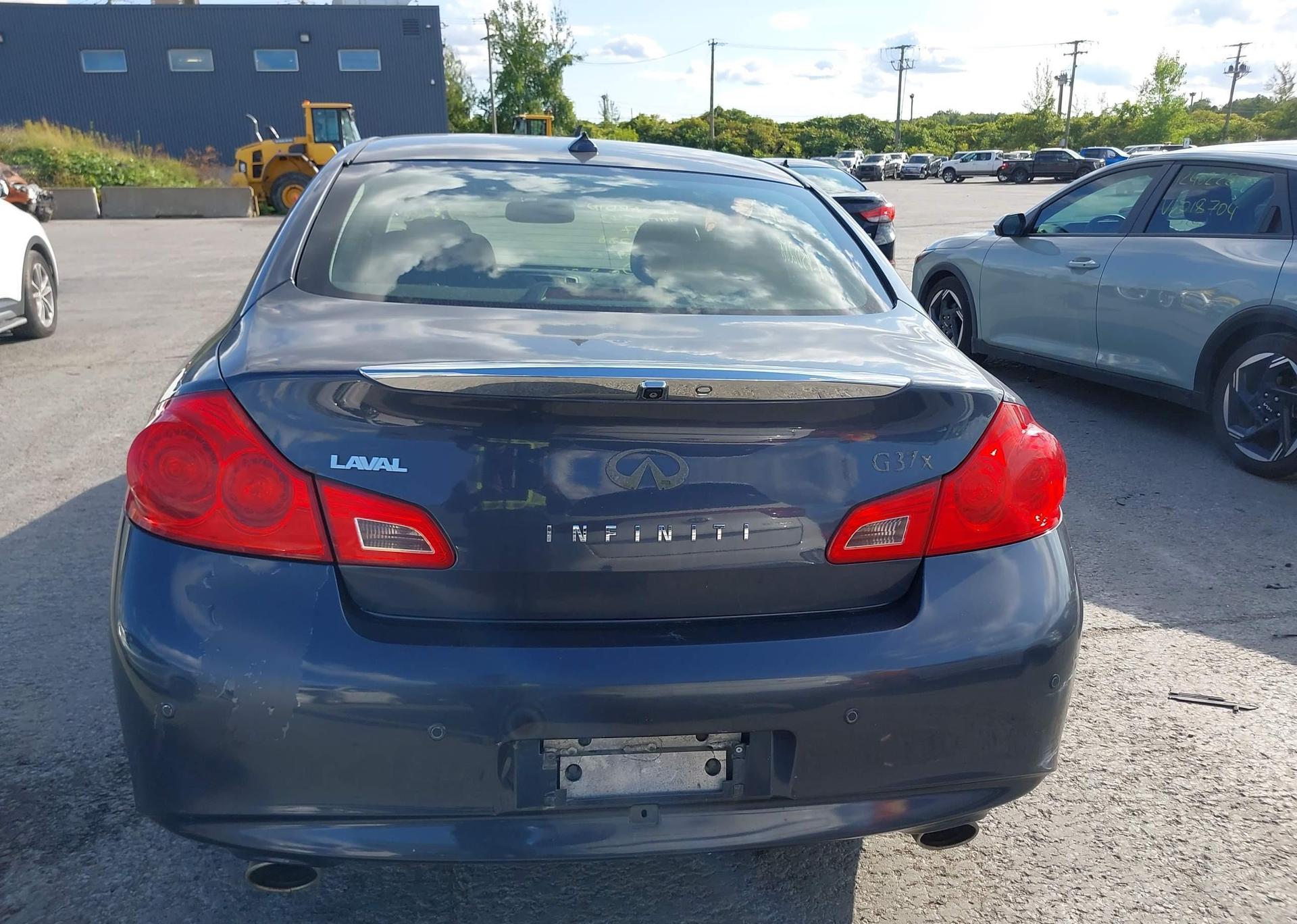 2010 INFINITI G37