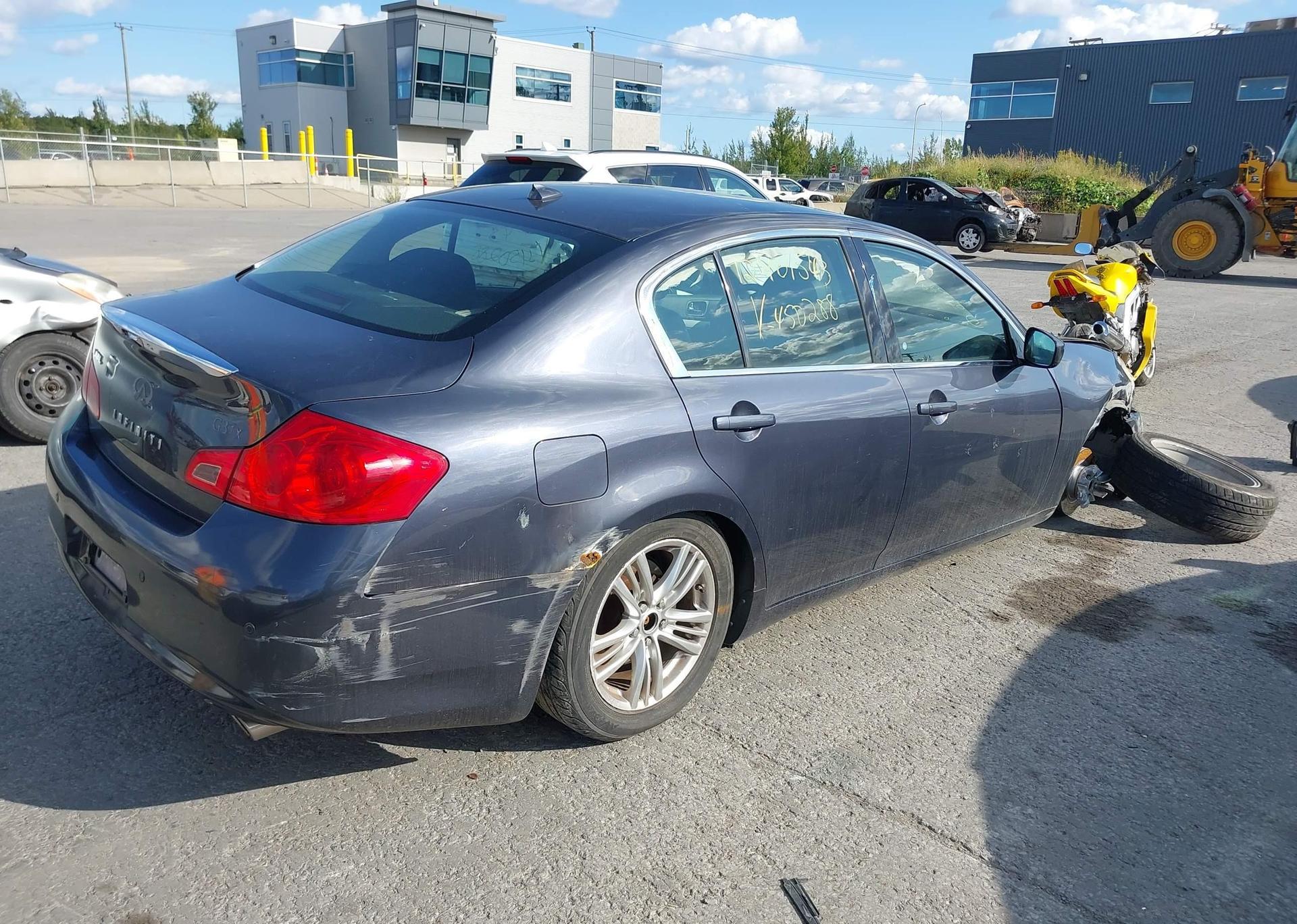 2010 INFINITI G37
