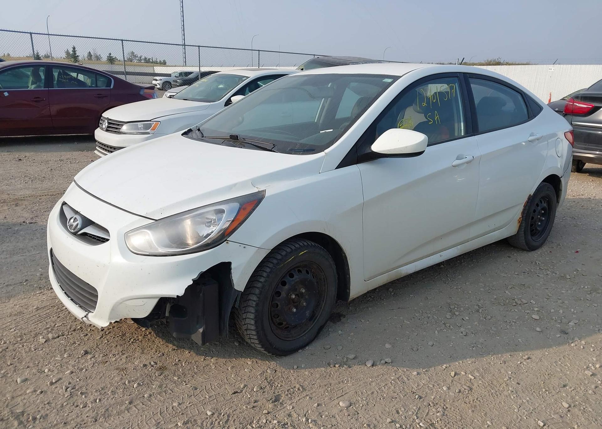 2012 HYUNDAI ACCENT GL