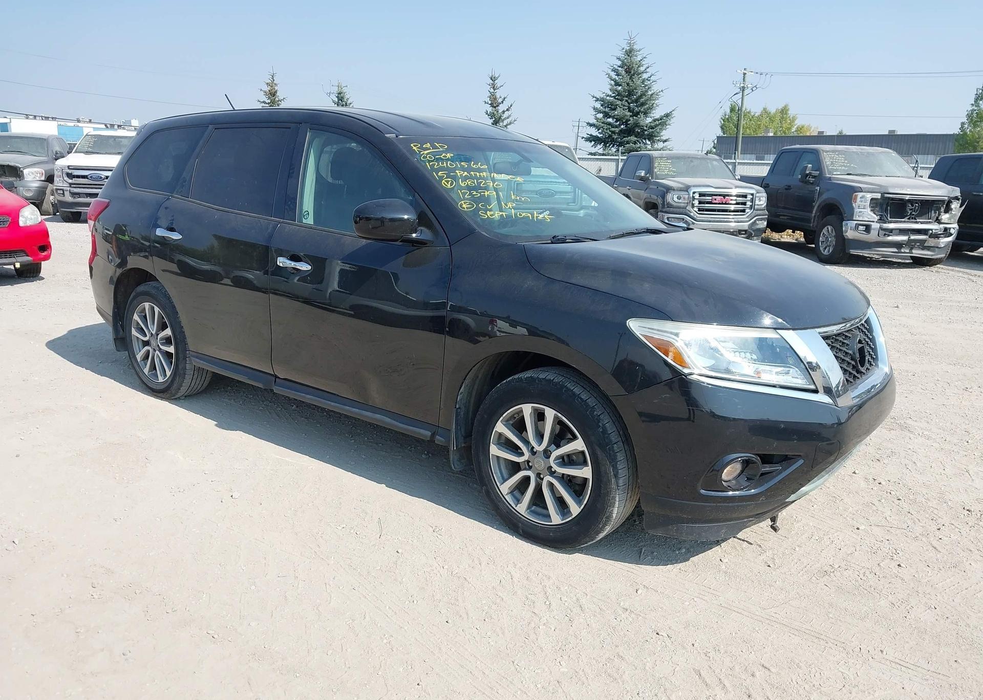 2015 NISSAN PATHFINDER PLATINUM