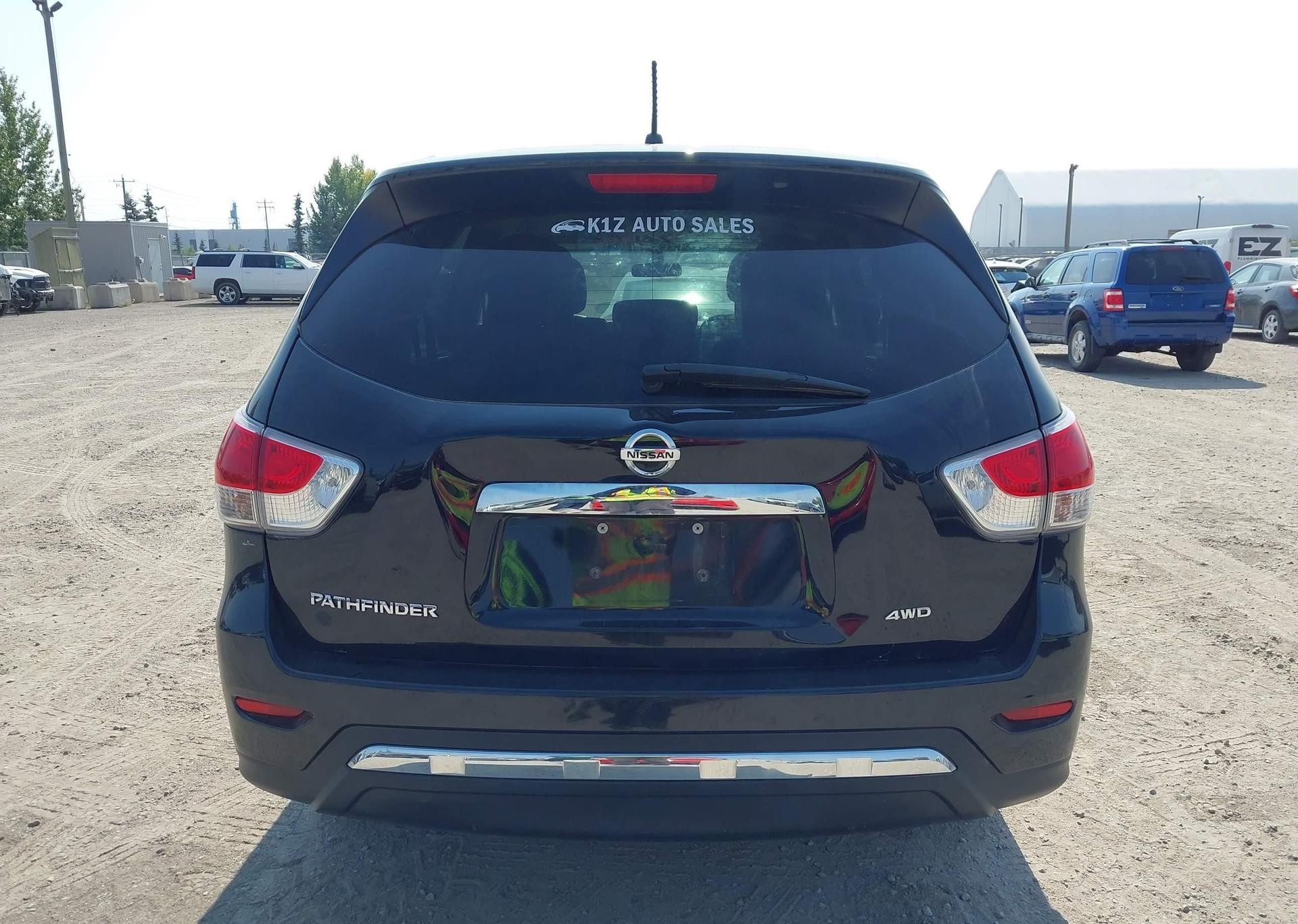 2015 NISSAN PATHFINDER PLATINUM