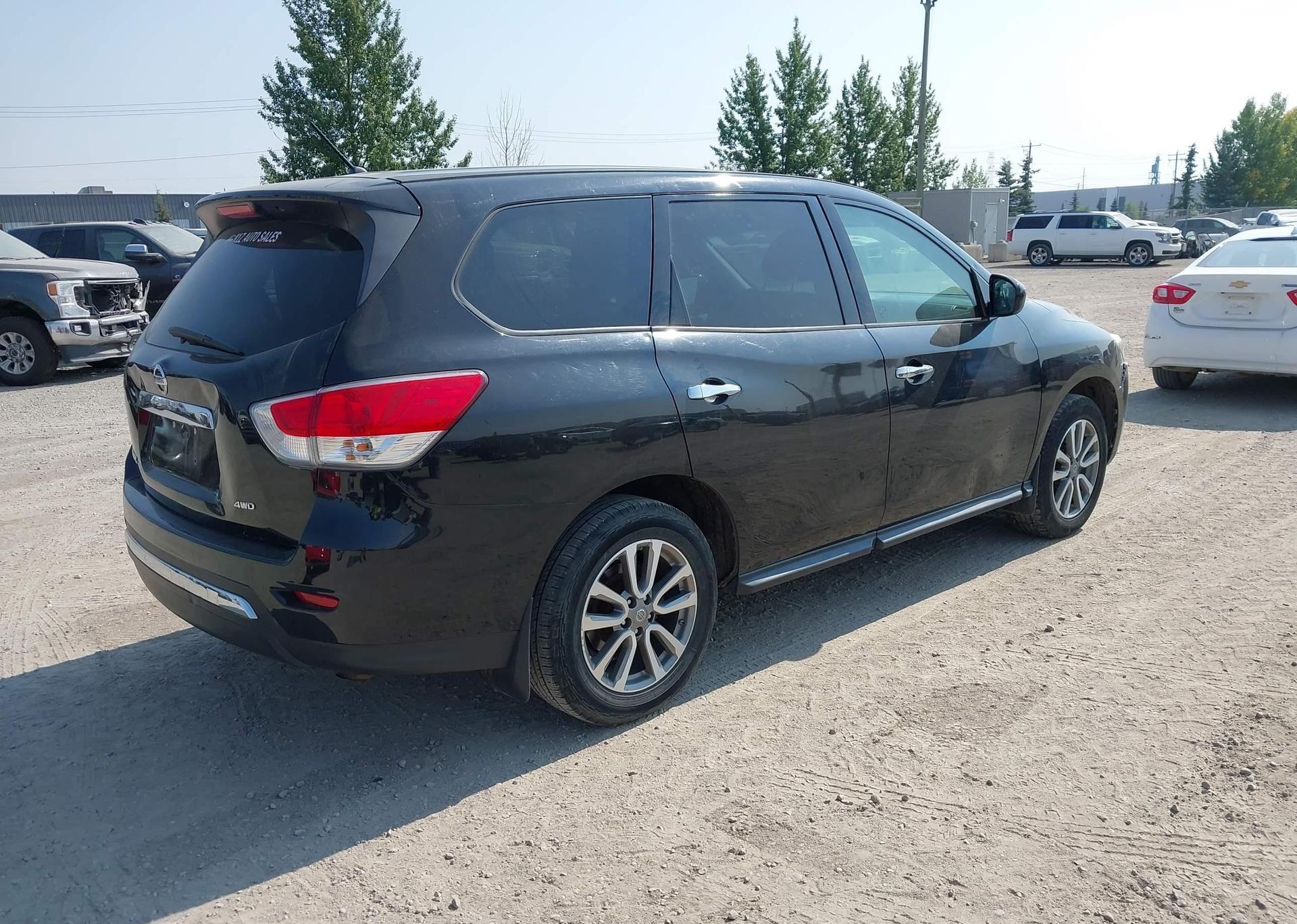 2015 NISSAN PATHFINDER PLATINUM