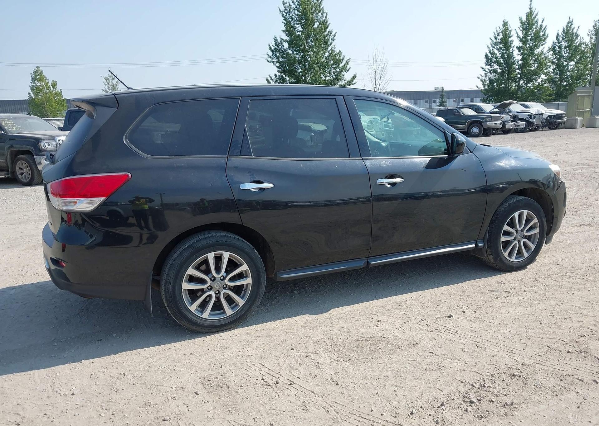 2015 NISSAN PATHFINDER PLATINUM