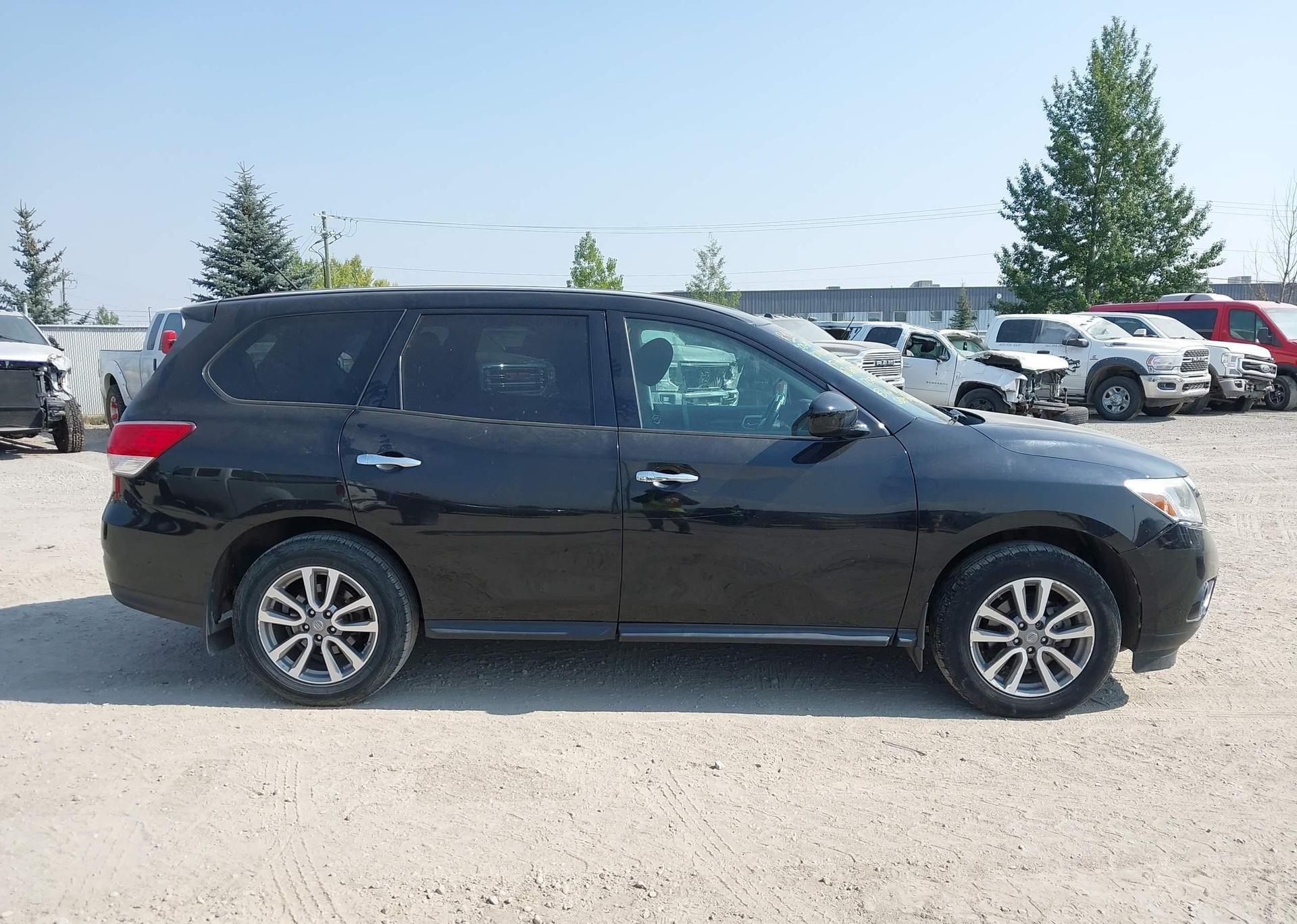 2015 NISSAN PATHFINDER PLATINUM