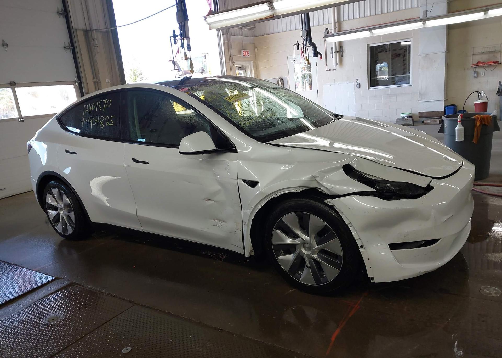 2023 TESLA MODEL Y