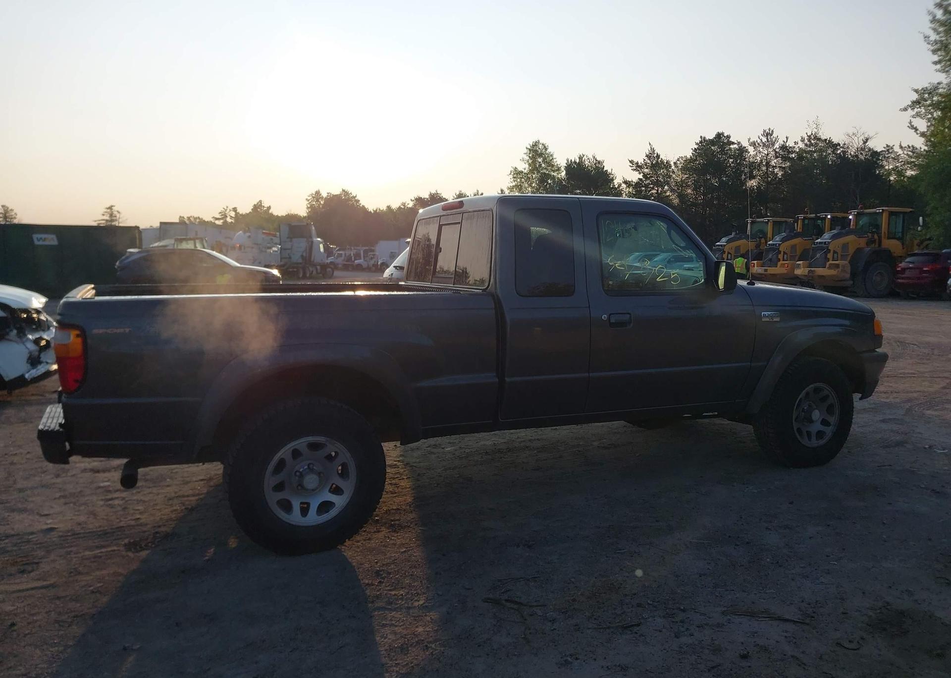 2007 MAZDA B3000 DS