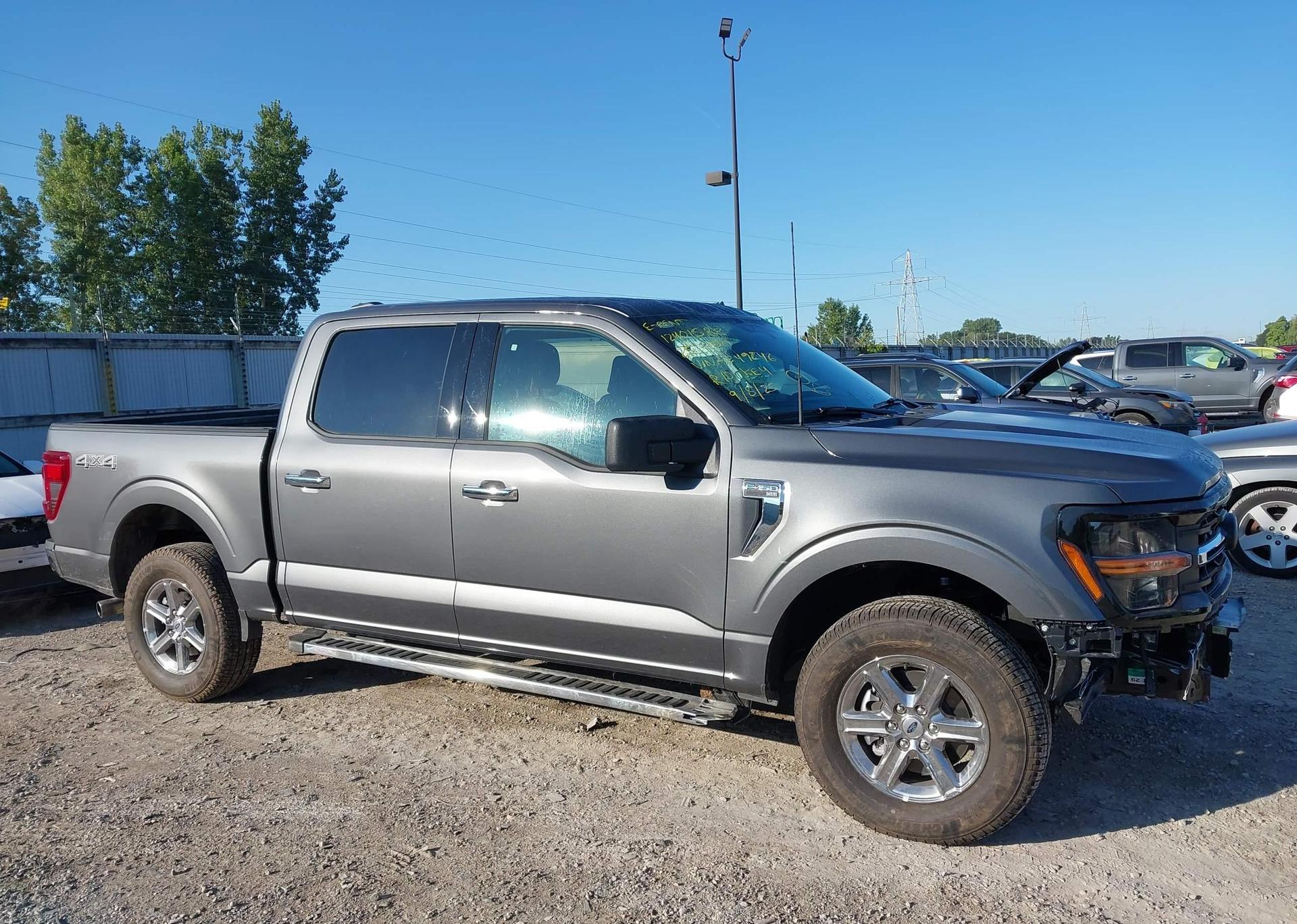 2025 FORD F-150 XLT