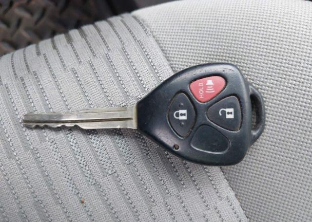2009 TOYOTA RAV4 BASE V6