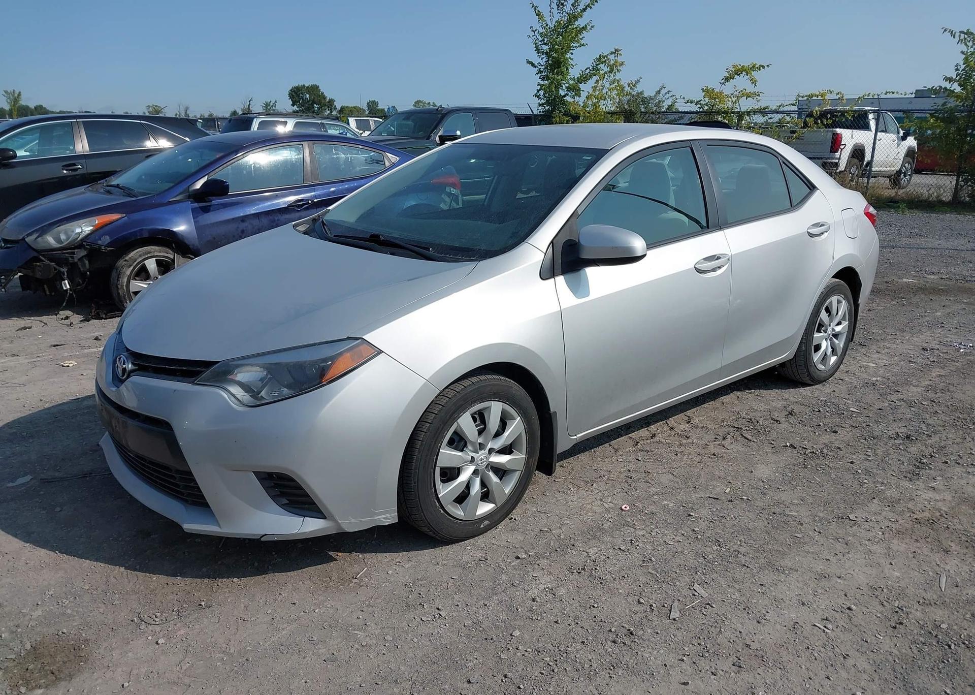 2015 TOYOTA COROLLA