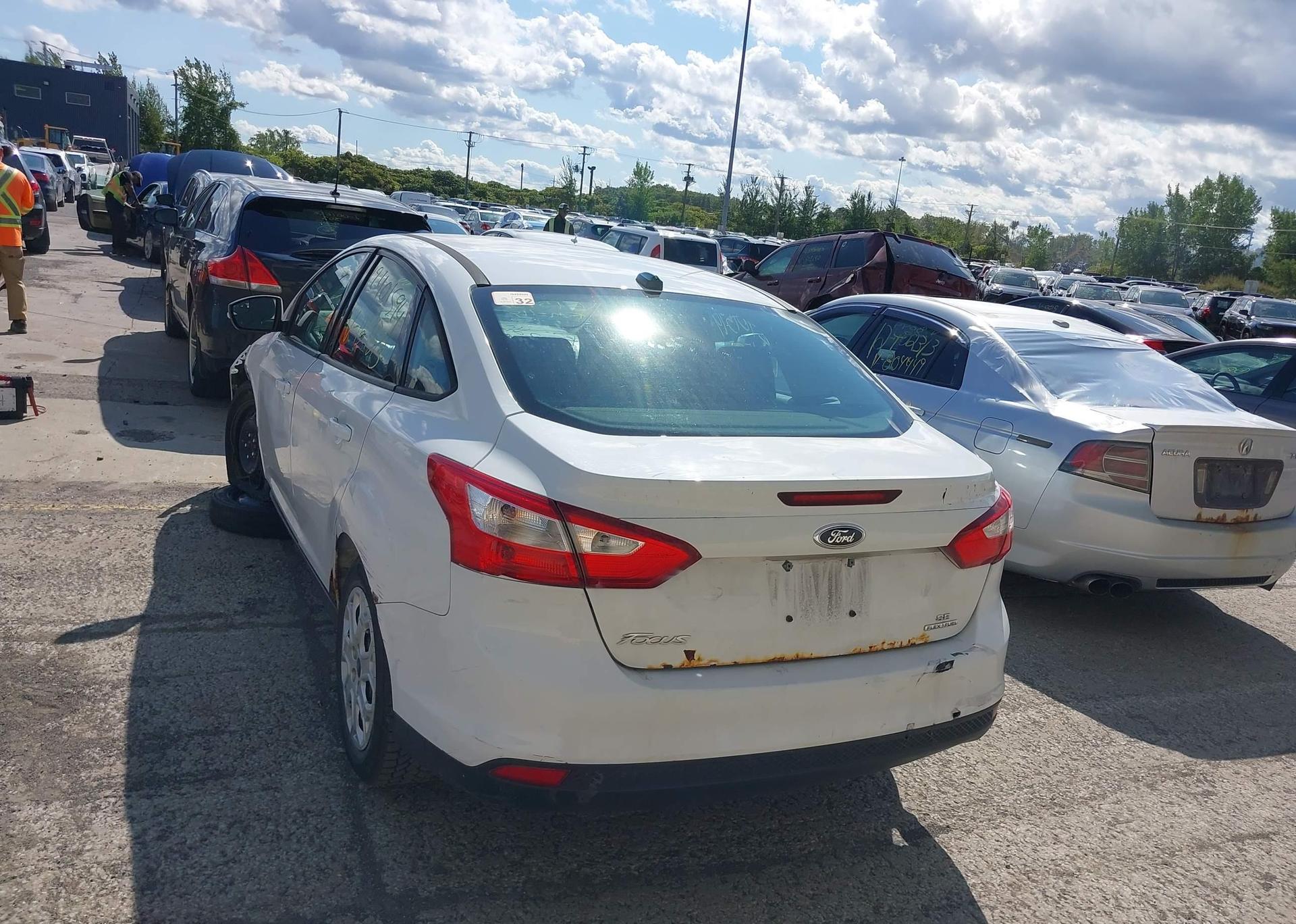 2013 FORD FOCUS SE