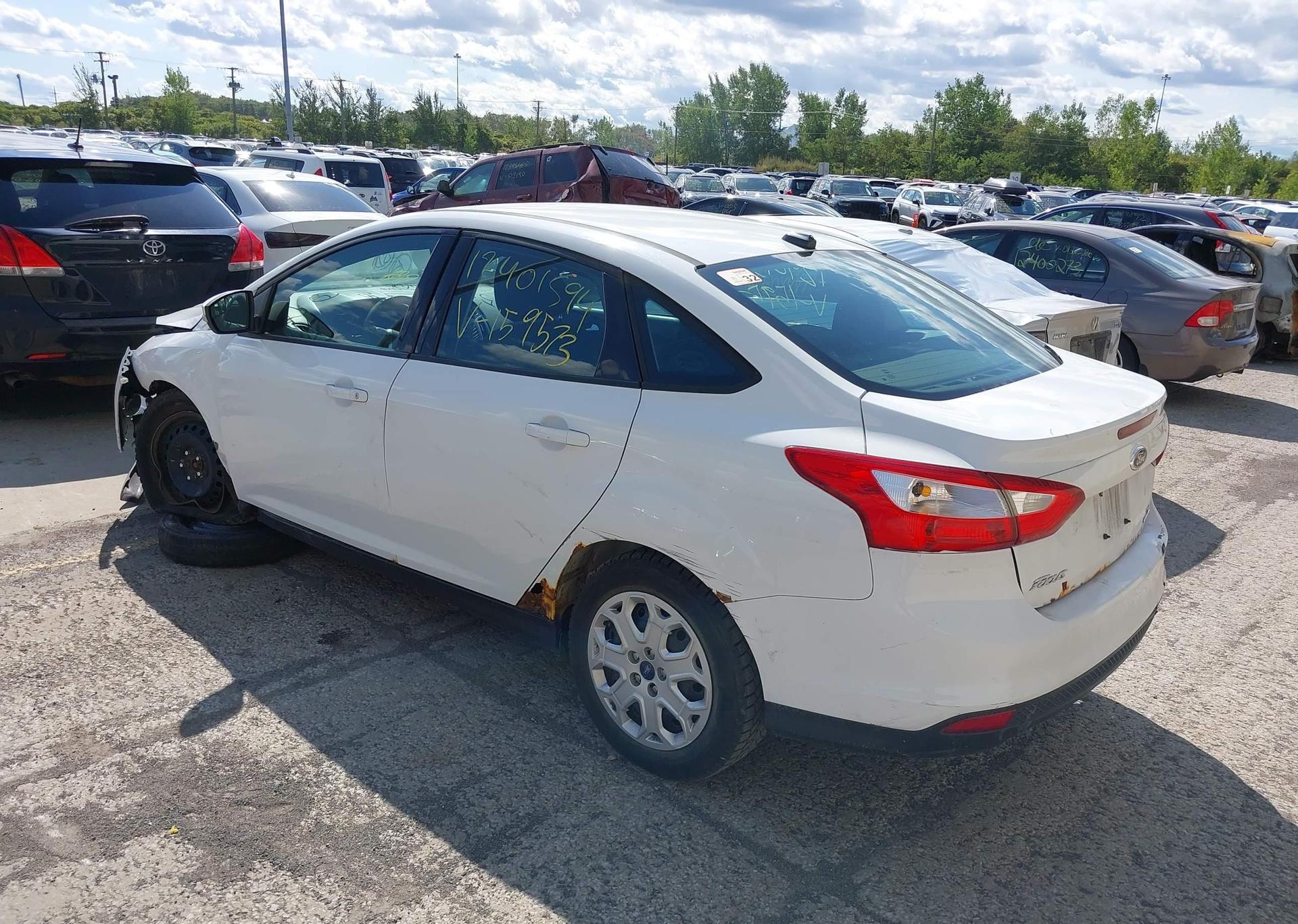 2013 FORD FOCUS SE