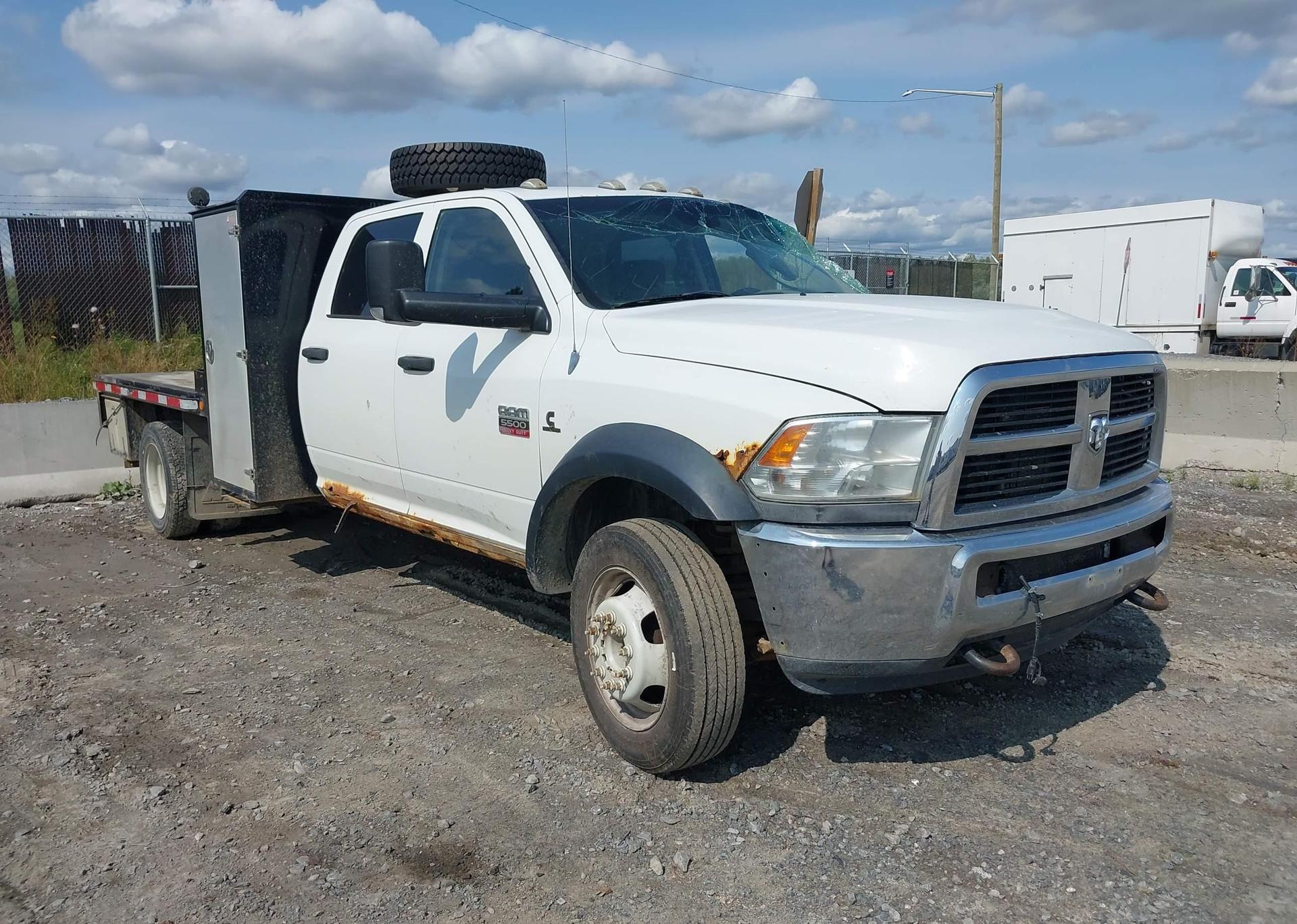 2012 RAM 5500 CHASSIS LARAMIE