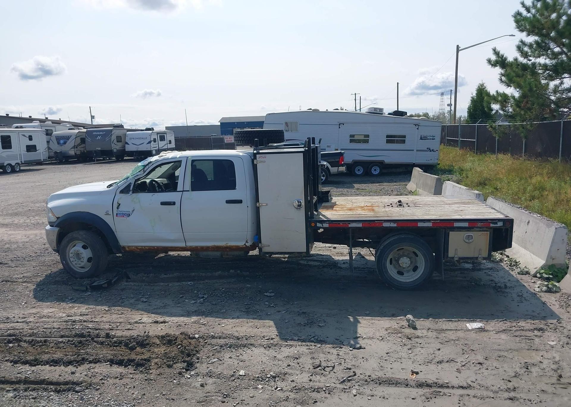 2012 RAM 5500 CHASSIS LARAMIE