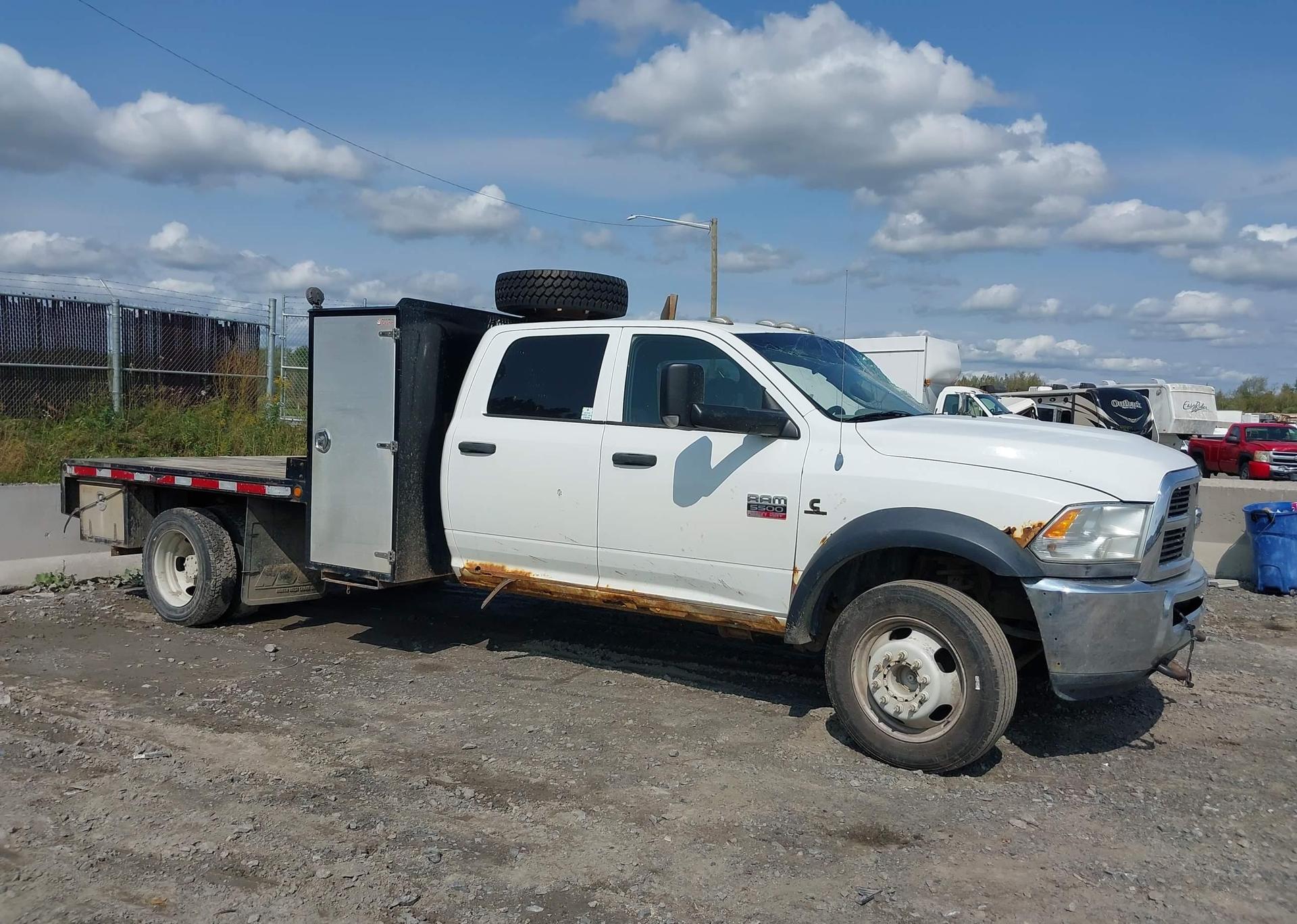 2012 RAM 5500 CHASSIS LARAMIE