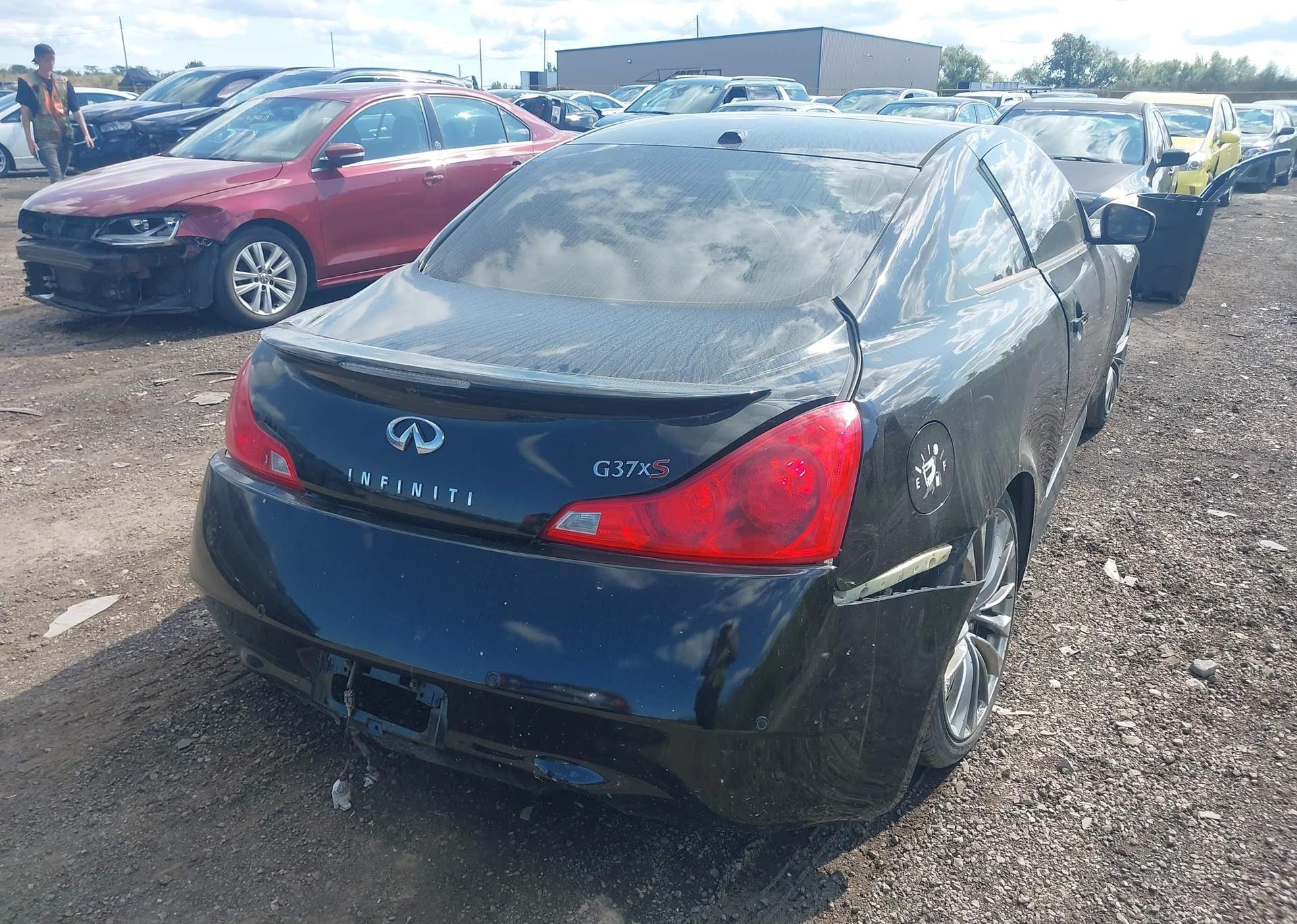 2012 INFINITI G37X