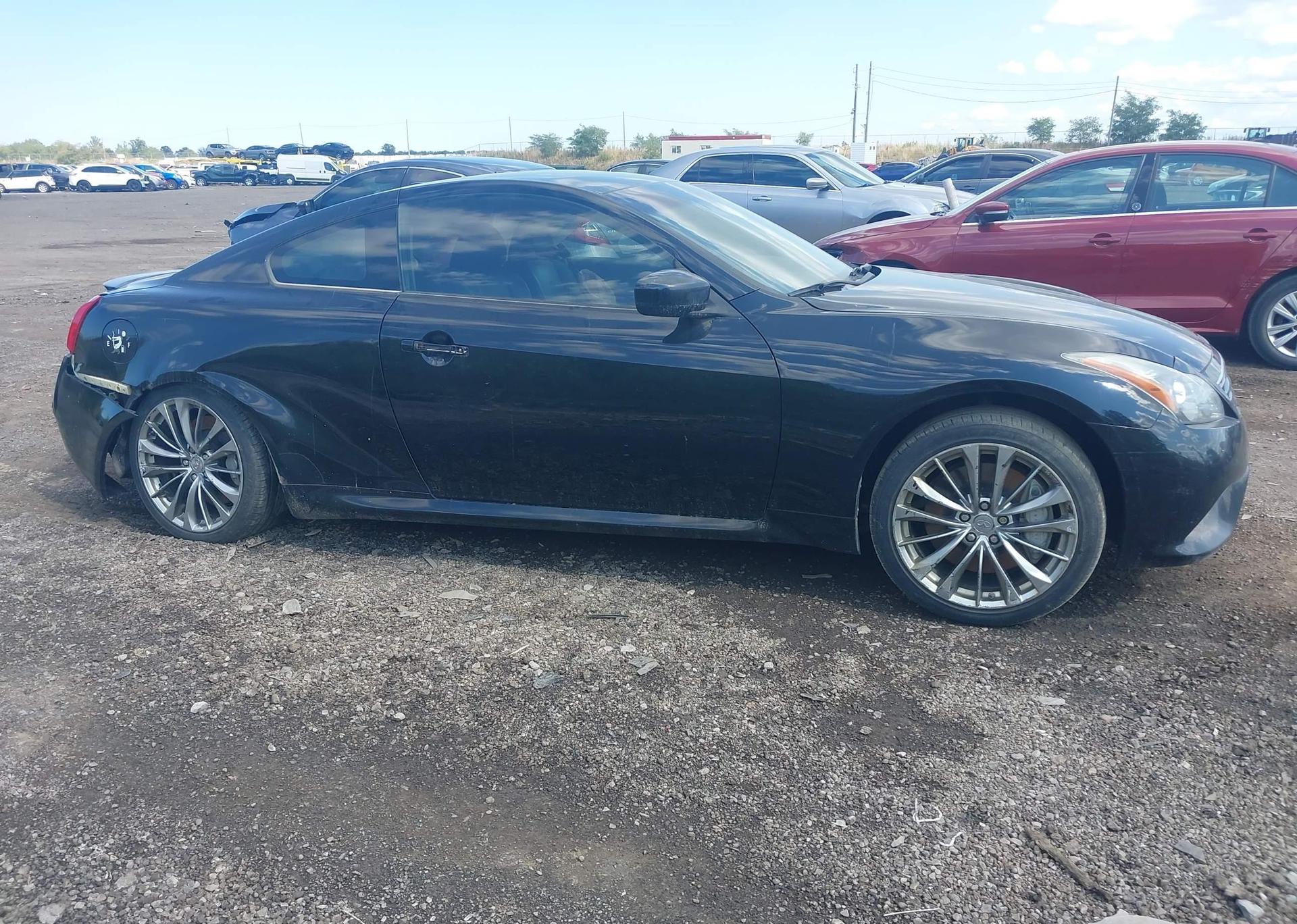 2012 INFINITI G37X
