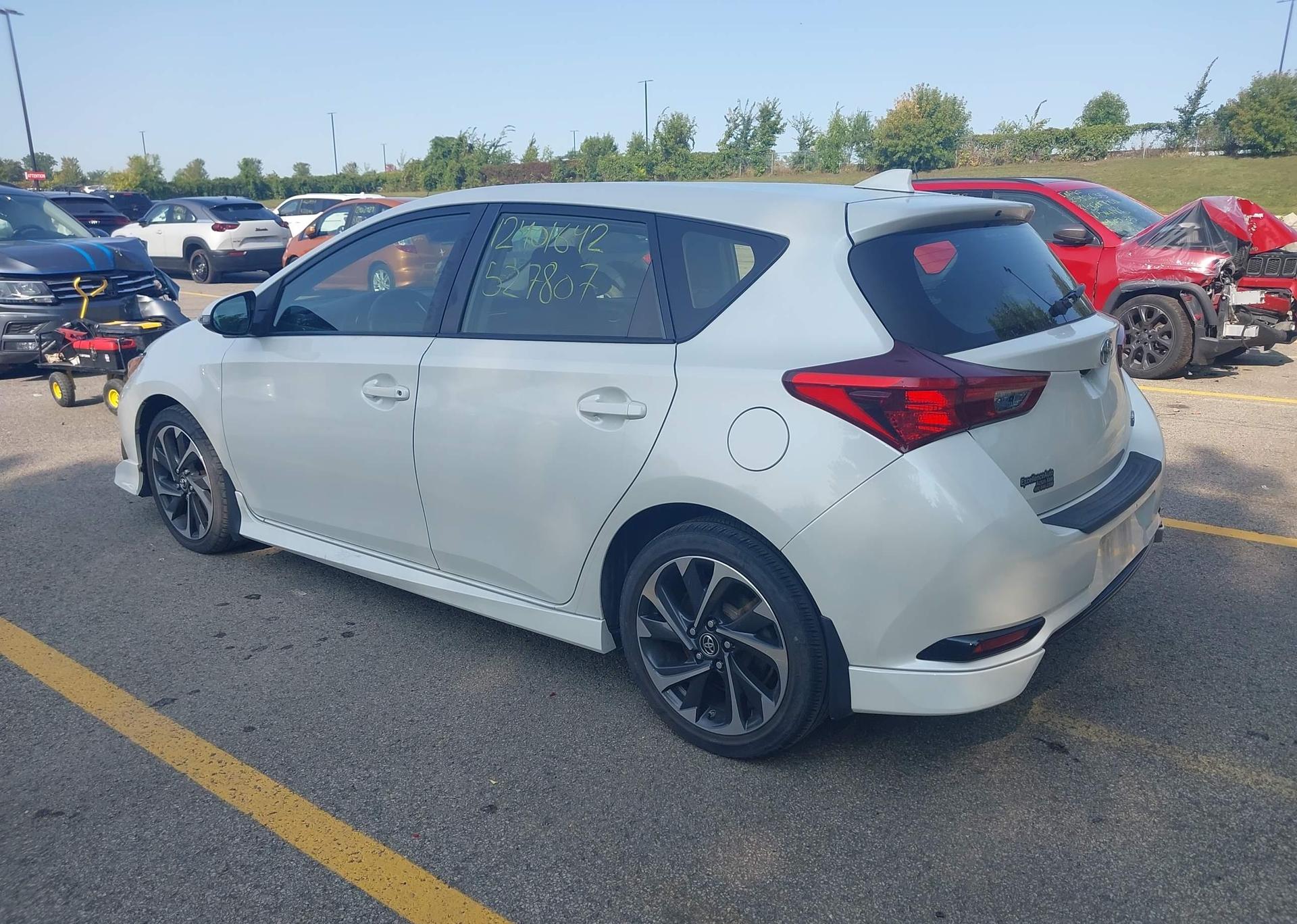 2017 TOYOTA COROLLA iM