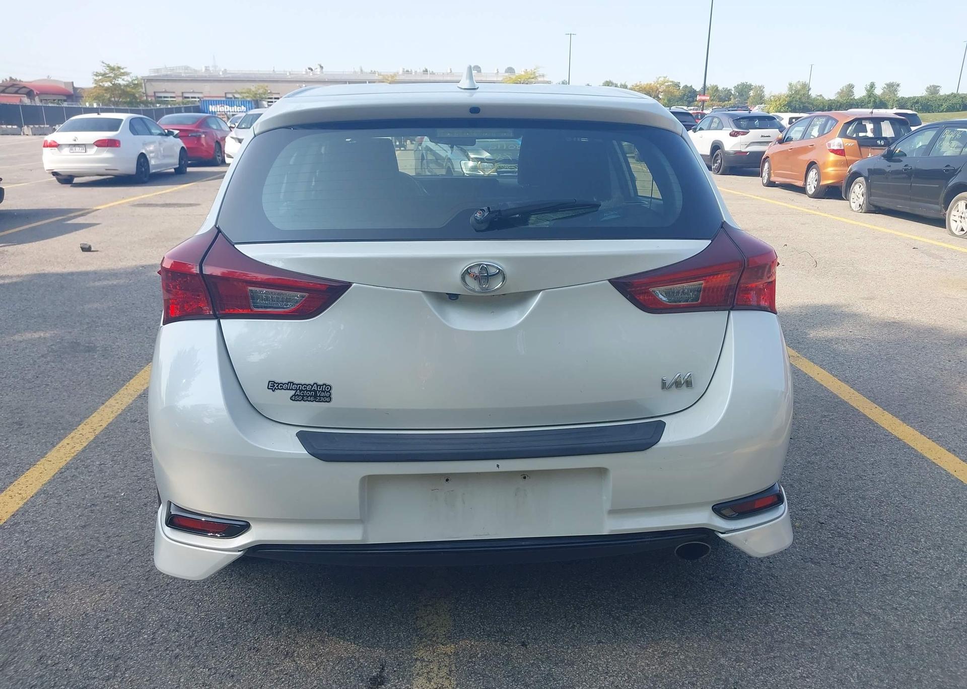 2017 TOYOTA COROLLA iM