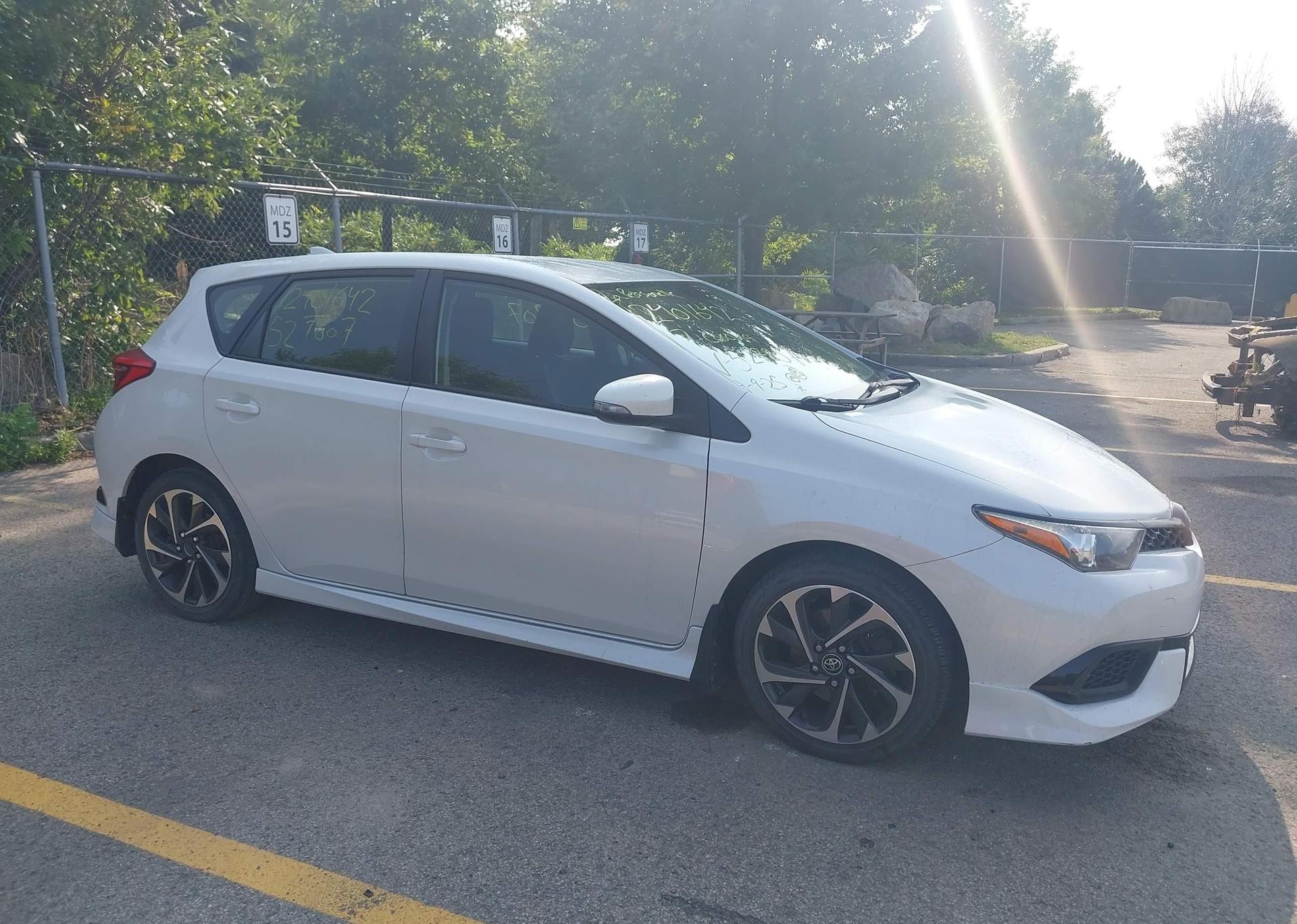 2017 TOYOTA COROLLA iM