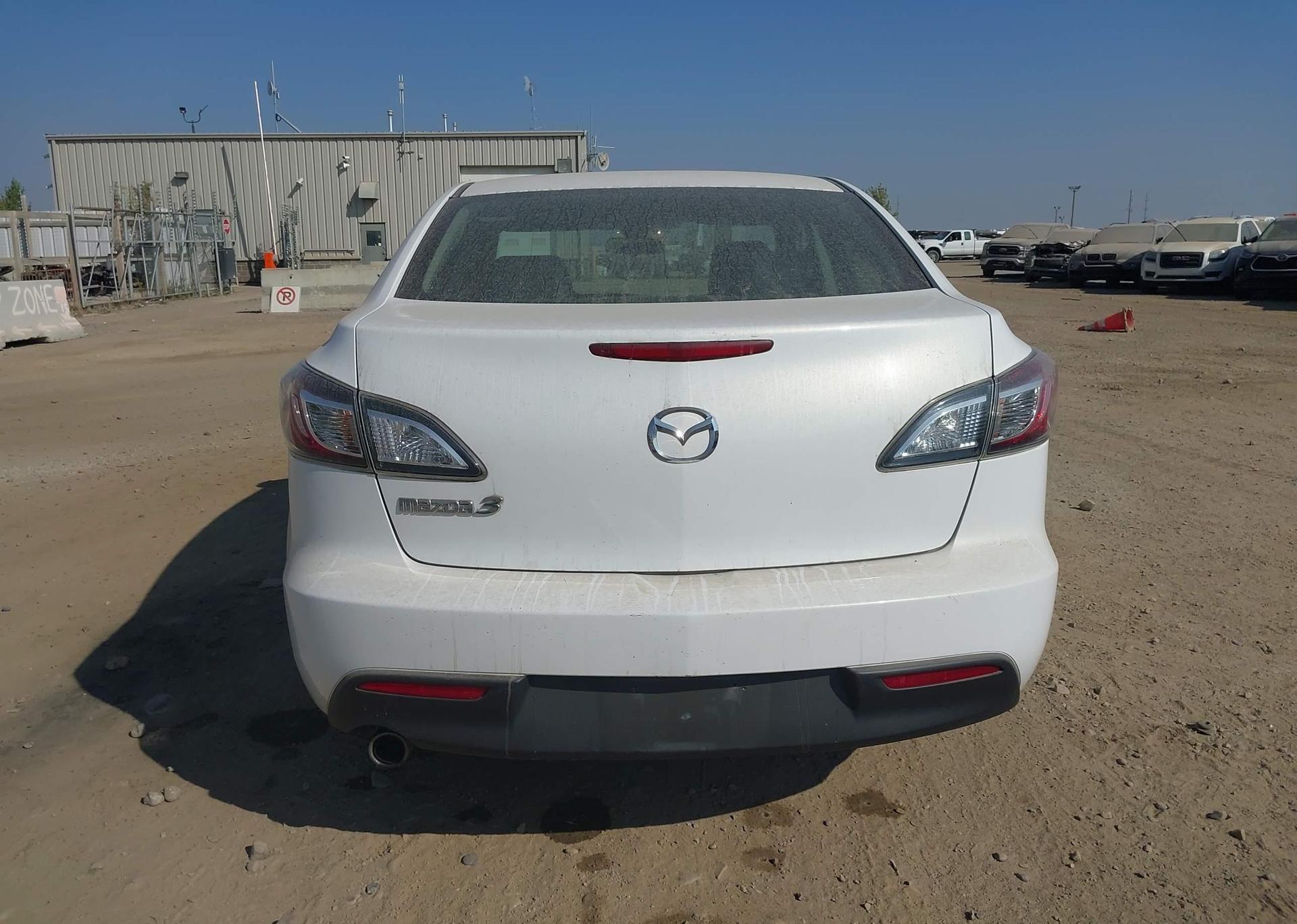 2011 MAZDA MAZDA3 GS