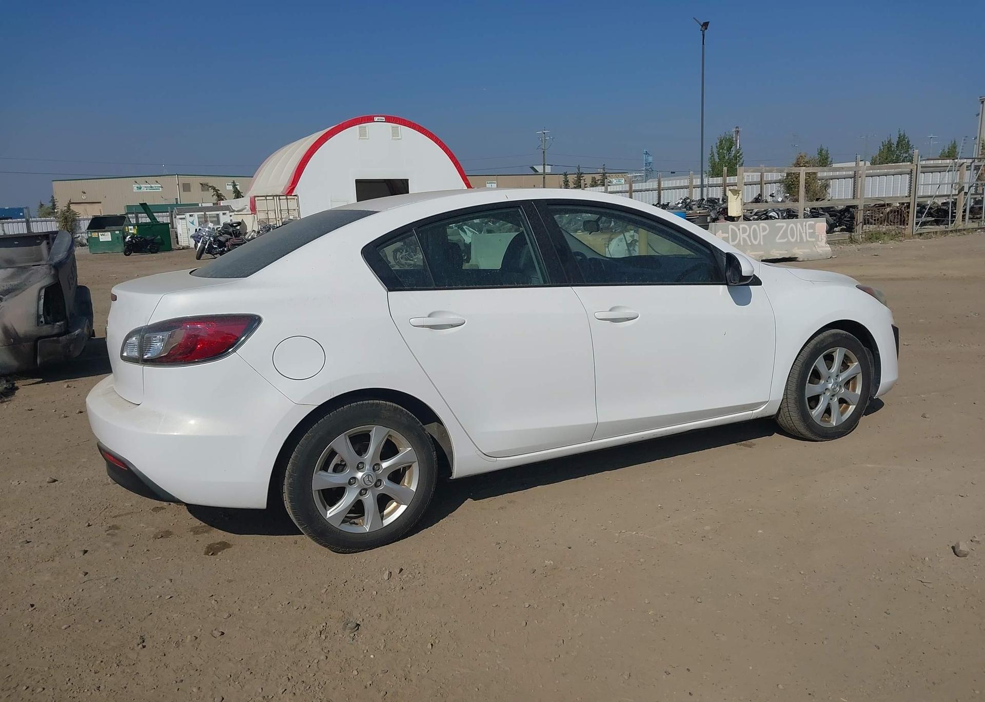 2011 MAZDA MAZDA3 GS