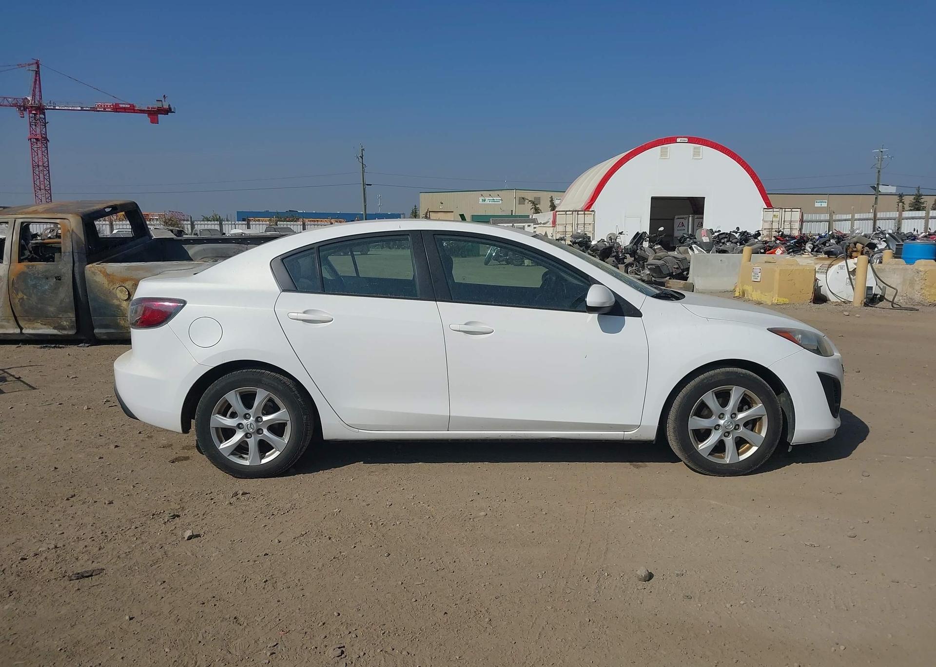 2011 MAZDA MAZDA3 GS