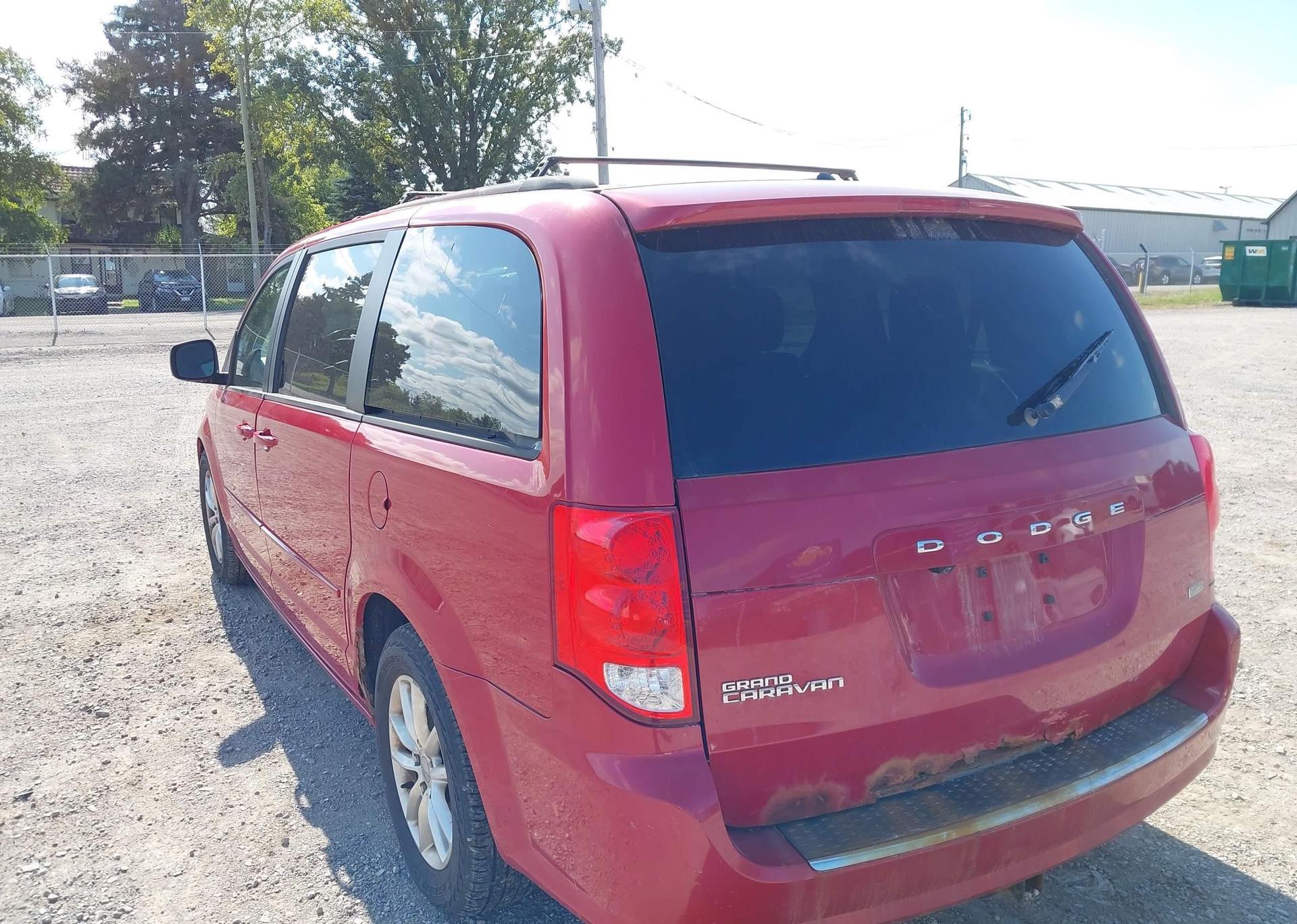 2013 DODGE GRAND CARAVAN SE
