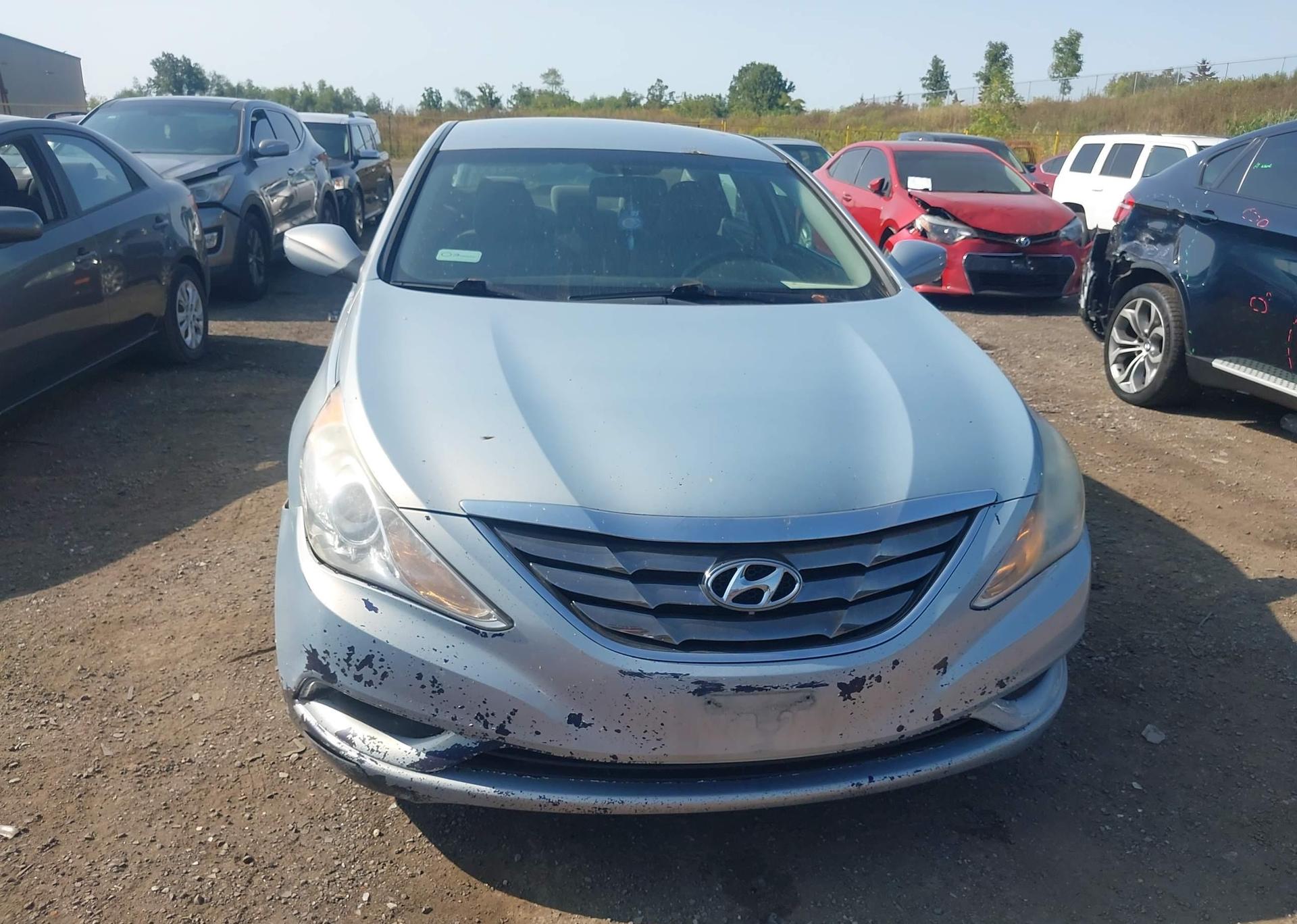 2011 HYUNDAI SONATA GLS
